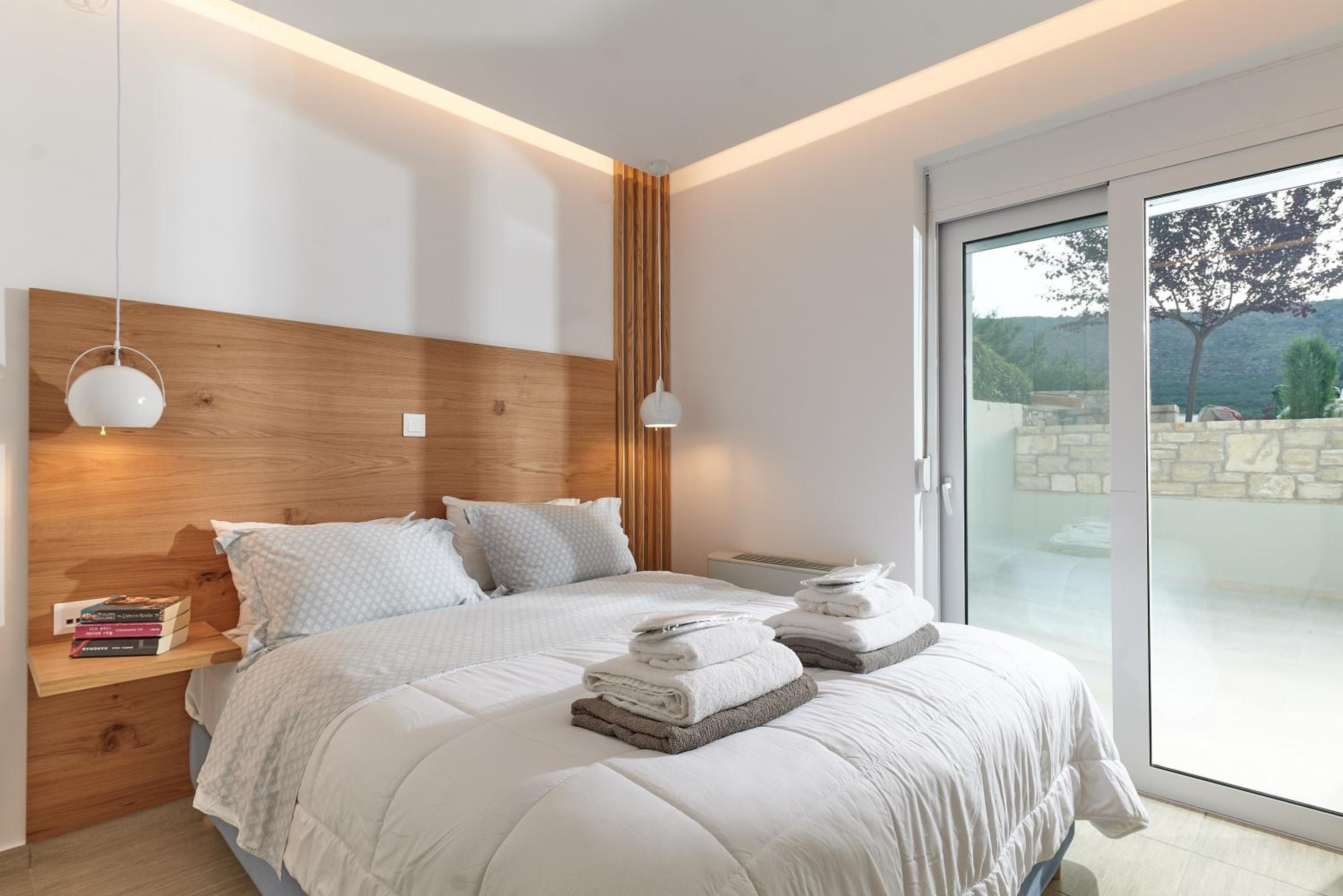 Moly - Luxury Villa with Heated Private Pool photo 3