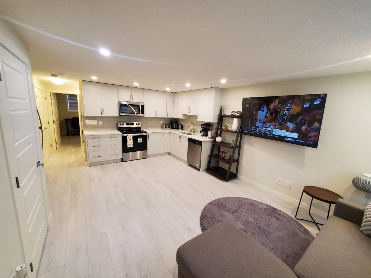 Cozy Rockland Park Unit+Parking