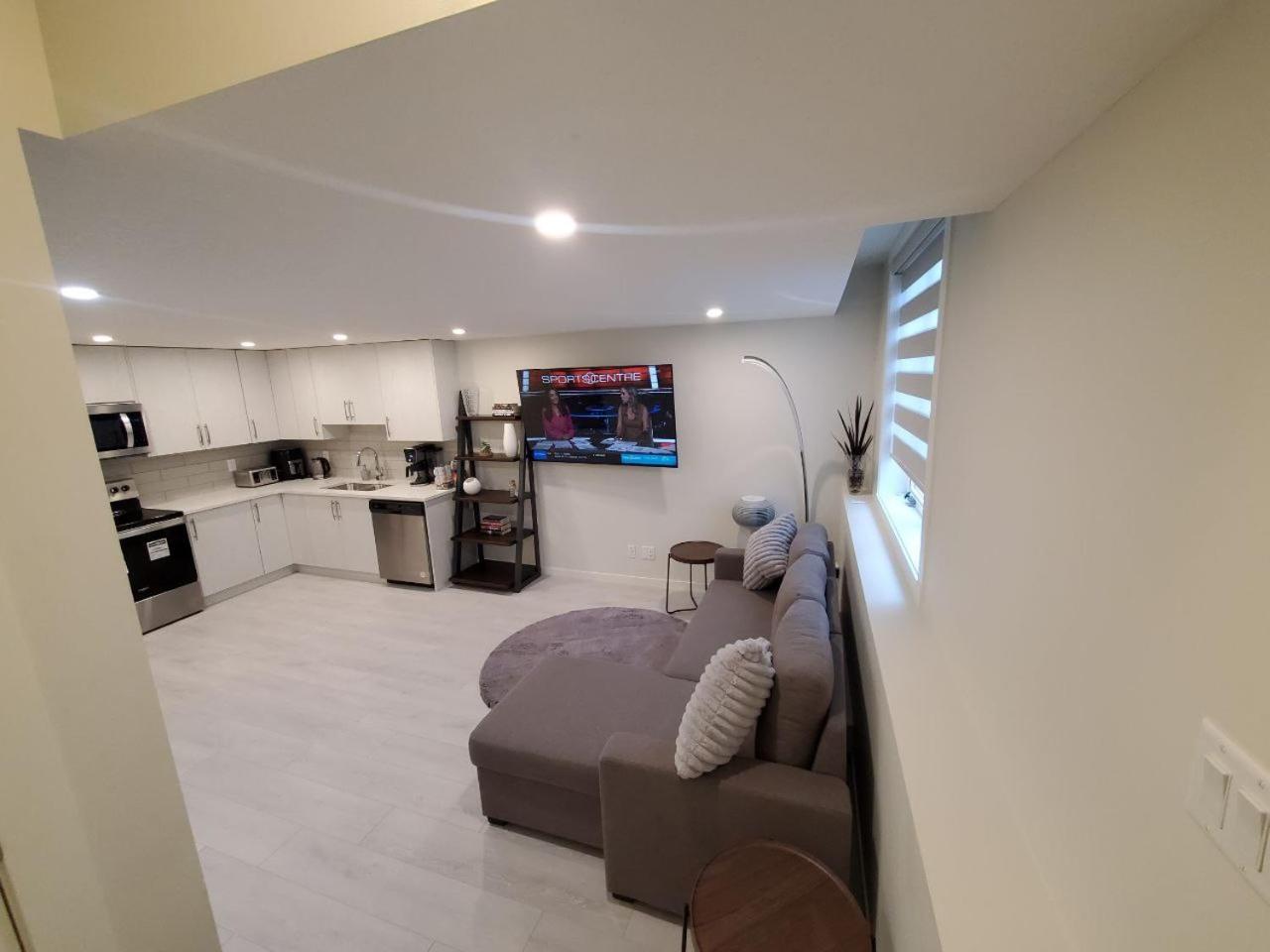 Cozy Rockland Park Unit+Parking