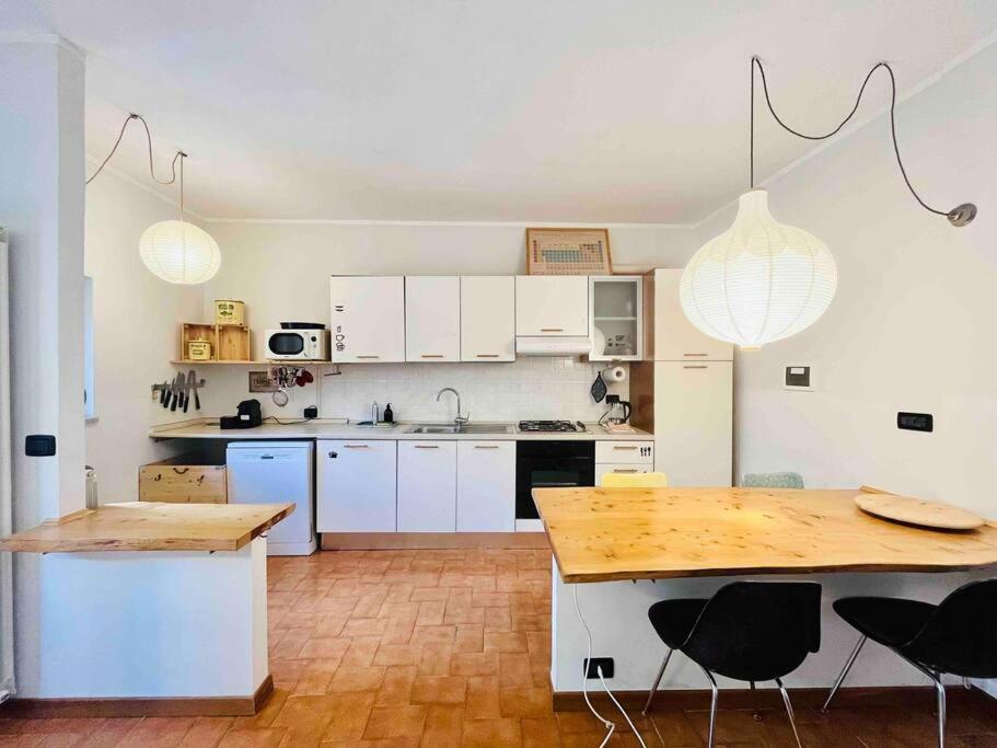 Bright Finalborgo Apartment view 3