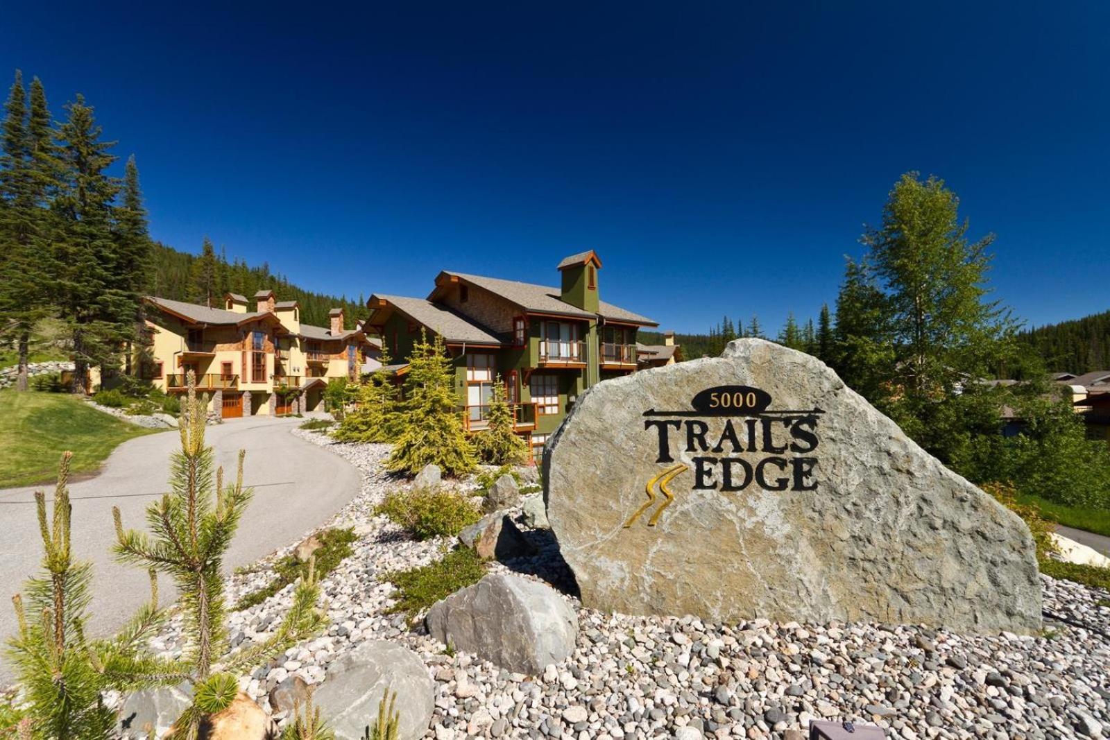 Sun Peaks Vacations - Trails Edge 17 By Bear Country - Property Image 7