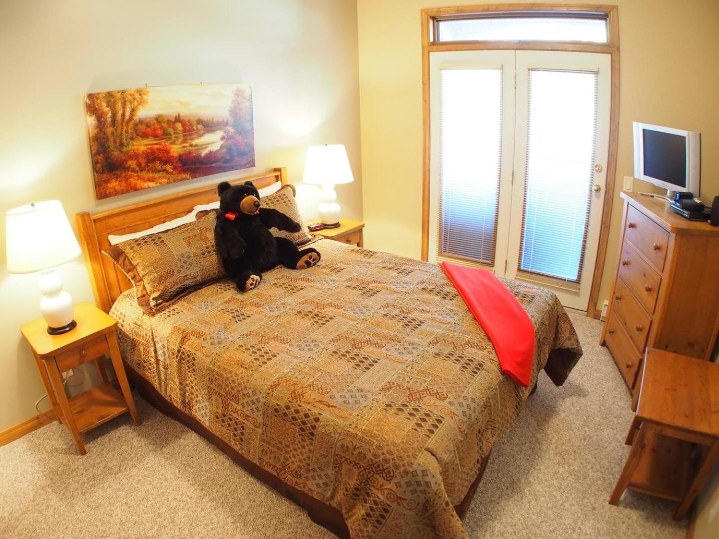 Sun Peaks Vacations - Crystal Forest 62 By Bear Country - Property Image 22