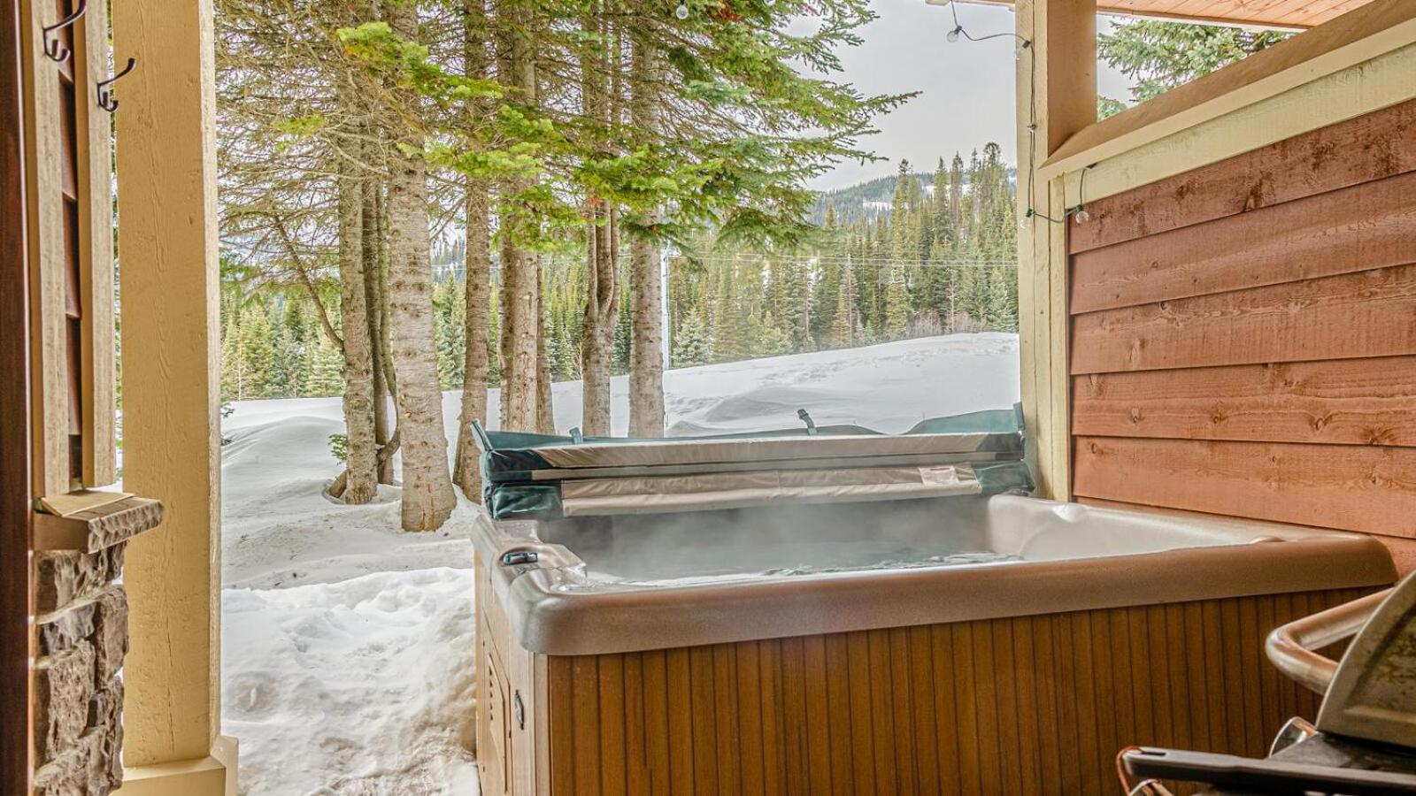 Sun Peaks Vacations - Stones Throw 11 By Bear Country - Property Image 20