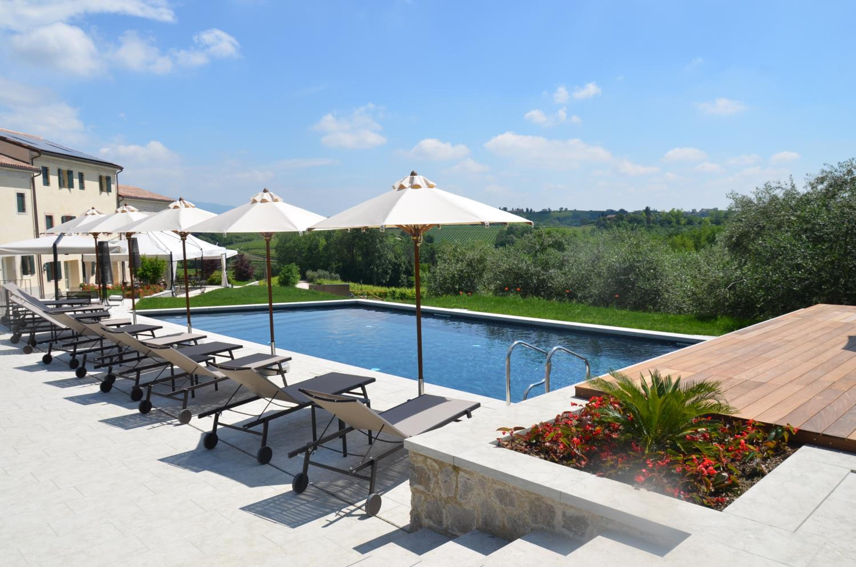 Colonìa Resort
