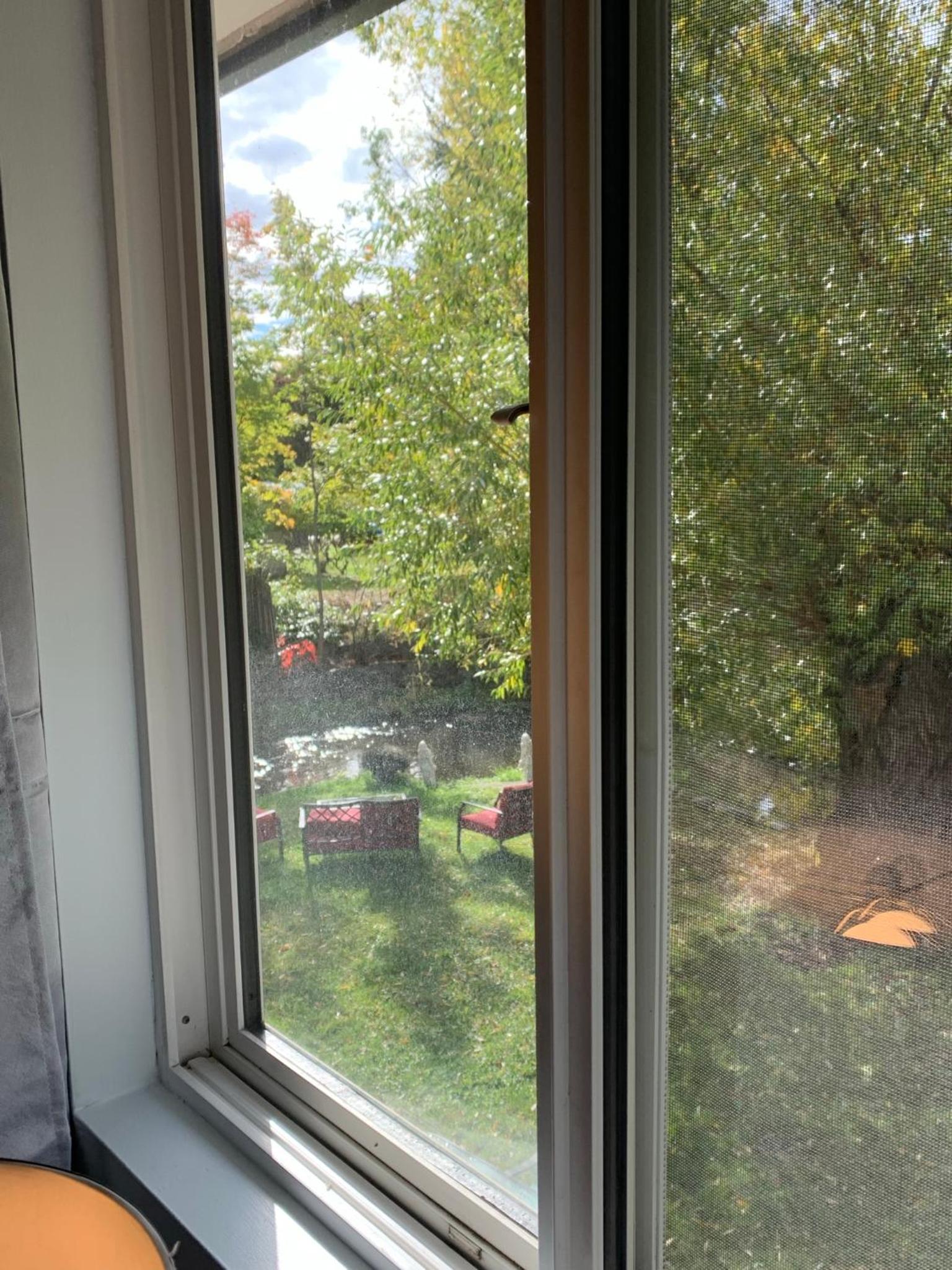 Kelowna little Island near Downtown, lake, hospital and Okanagan Collage