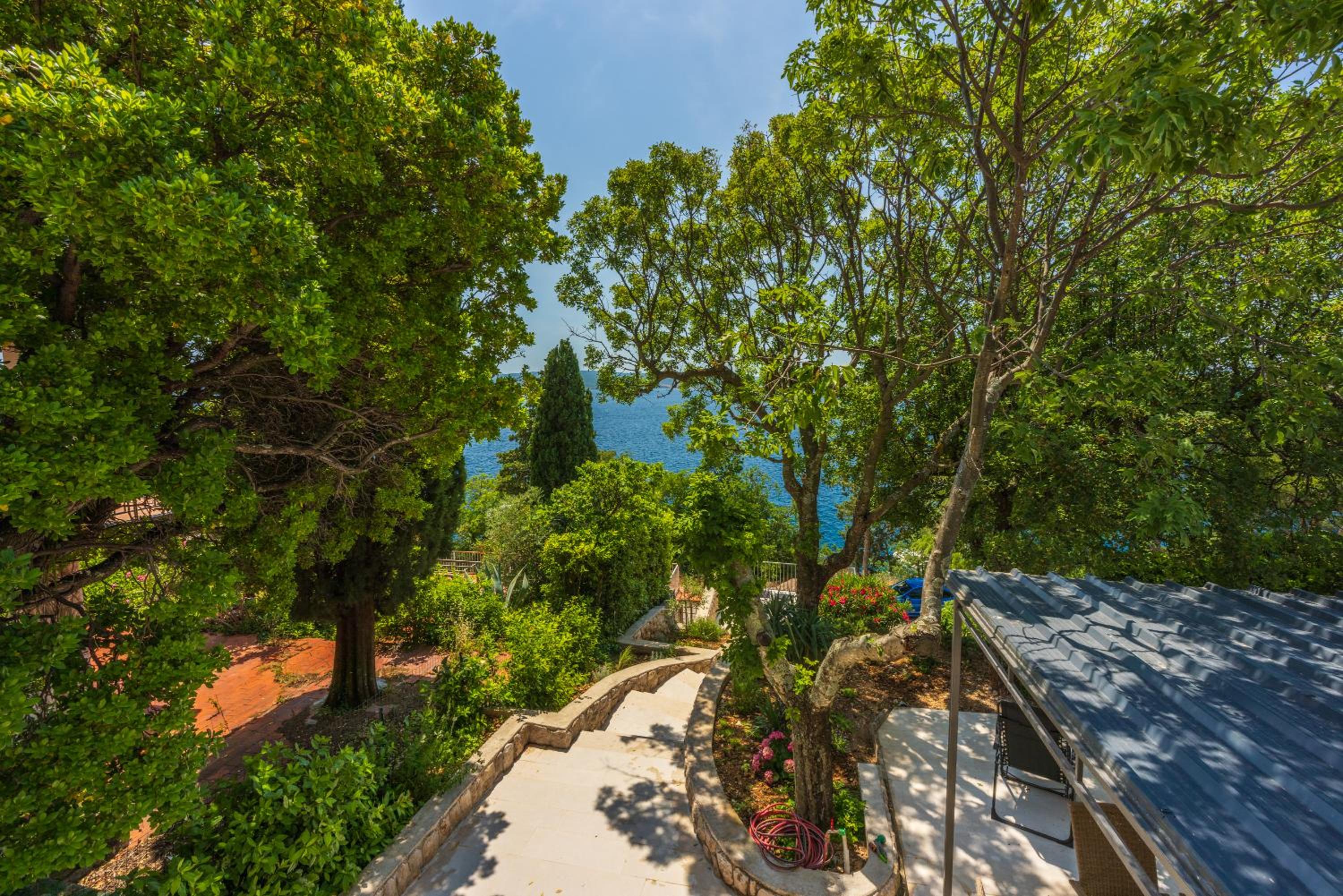Holiday home Viktorija view 3