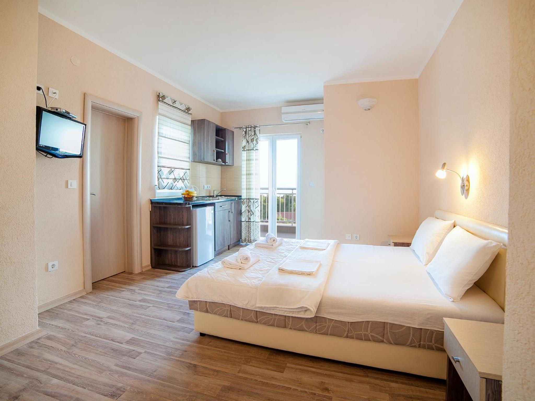 Photo 35