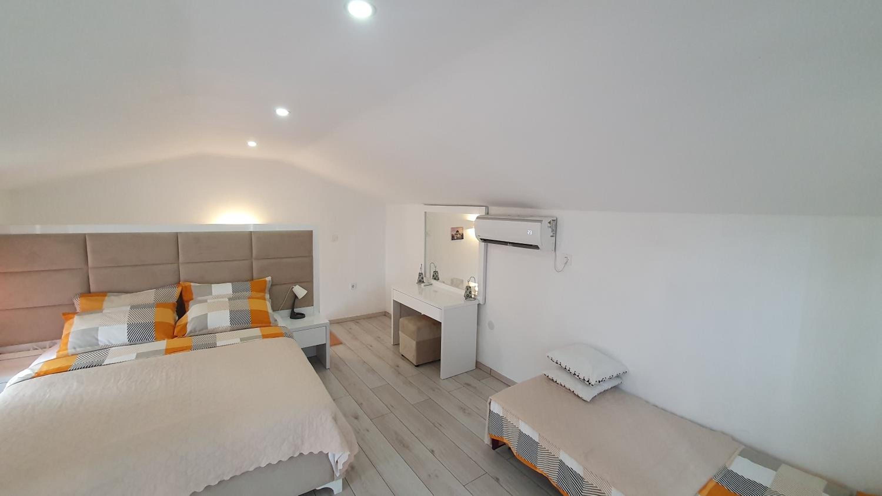 Sea side apartment view 3