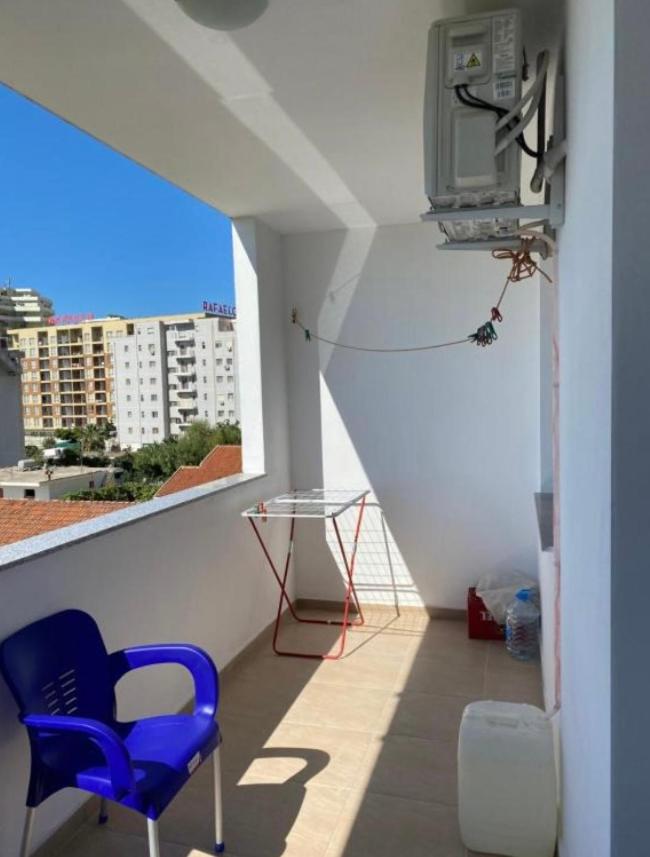 Shengjin Apartment property