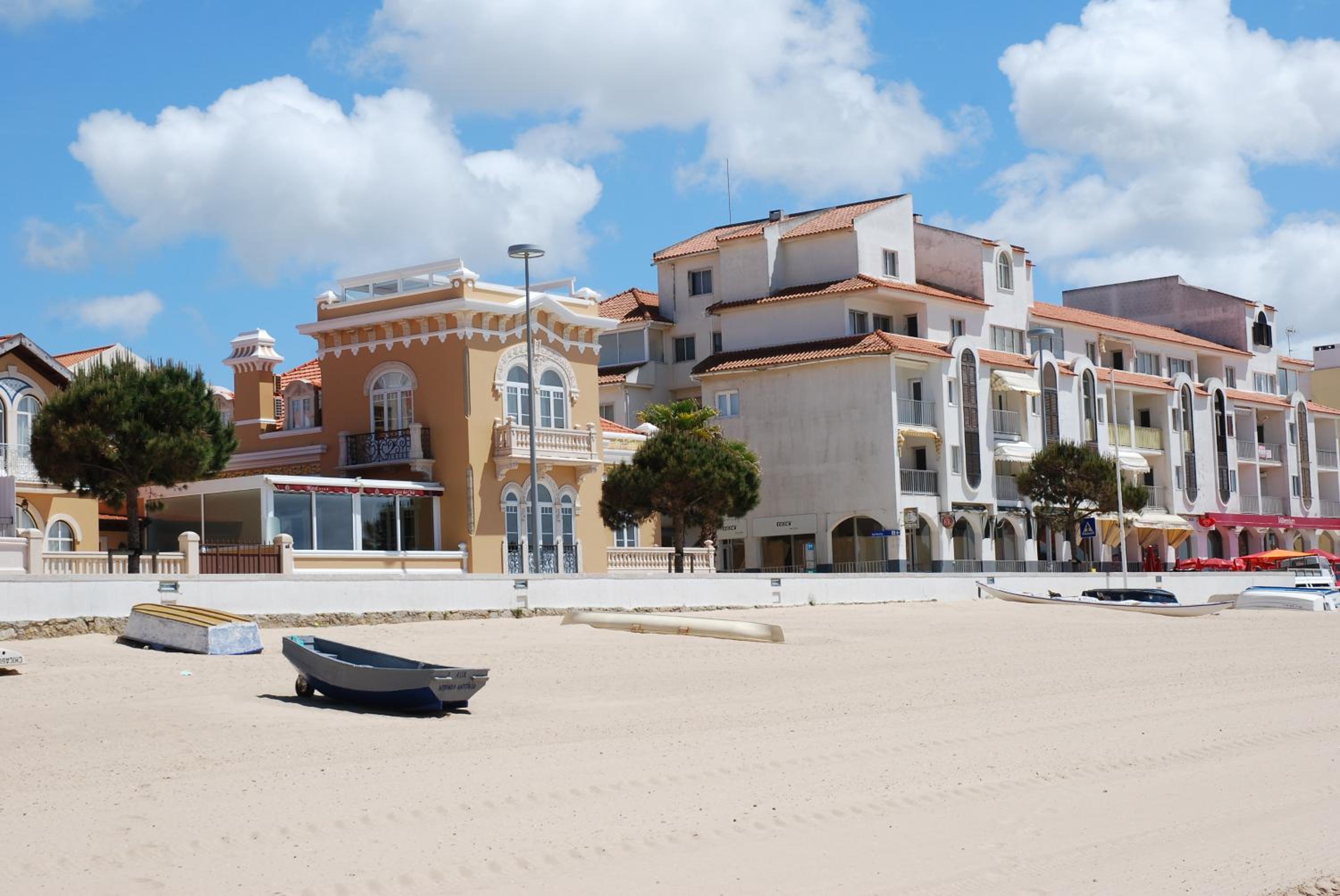 Paddle - Sea view apartment with 3 pools, tennis & squash court