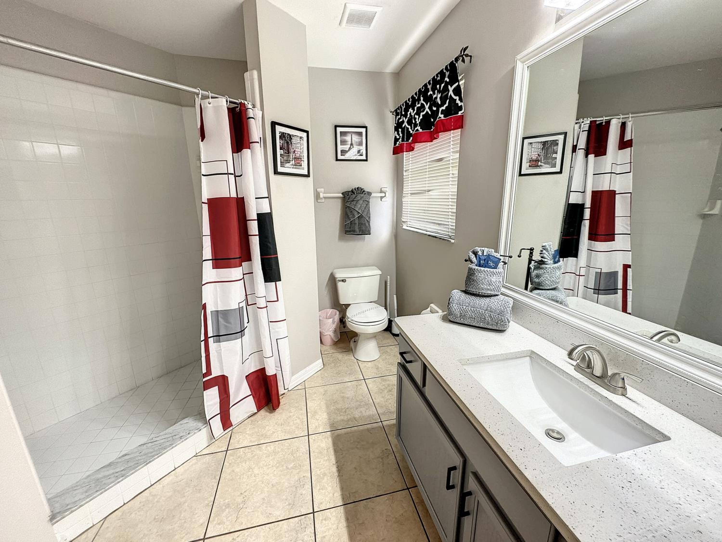 5 star on other sites See why Golf games pool hot tub 4m Disney sun deck Free Snacks