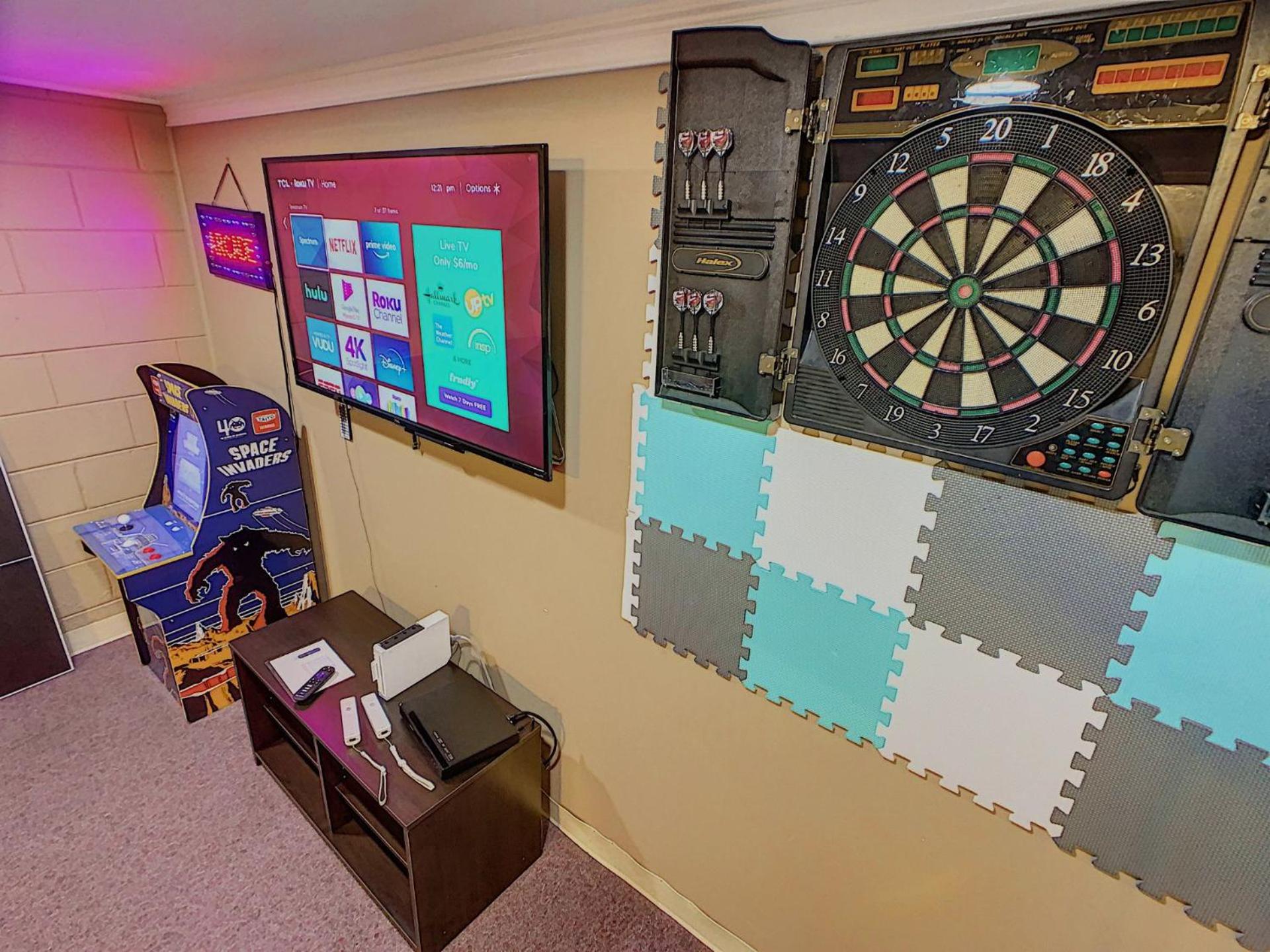 5 star on other sites See why Golf games pool hot tub 4m Disney sun deck Free Snacks