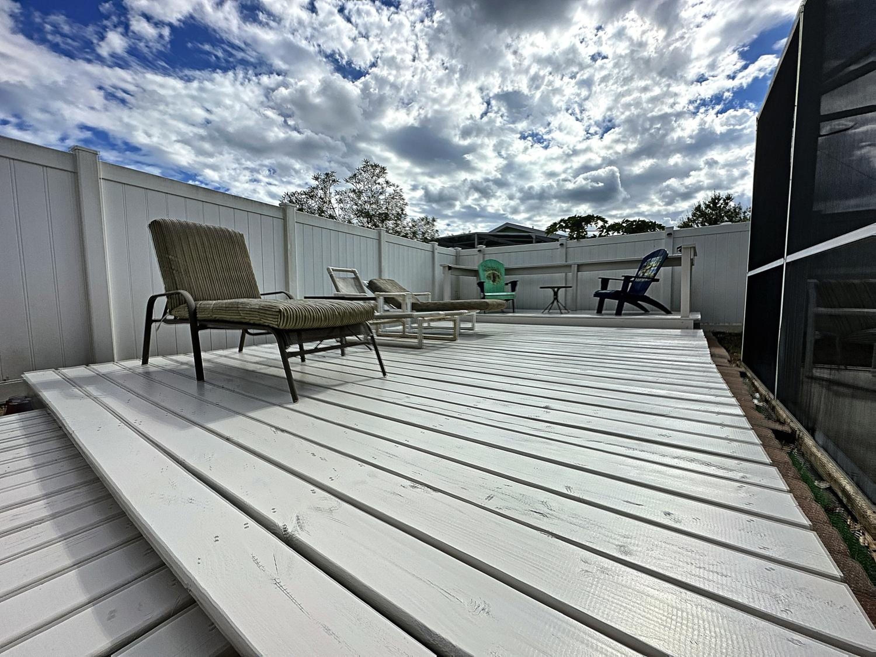 5 star on other sites See why Golf games pool hot tub 4m Disney sun deck Free Snacks