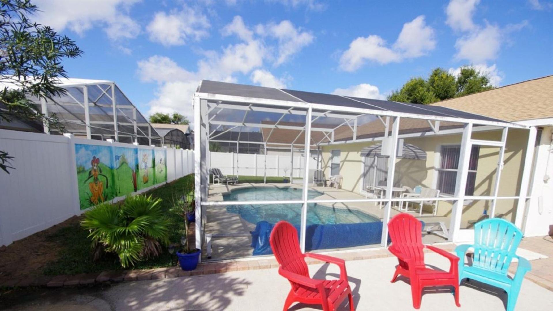 5 star on other sites See why Golf games pool hot tub 4m Disney sun deck Free Snacks