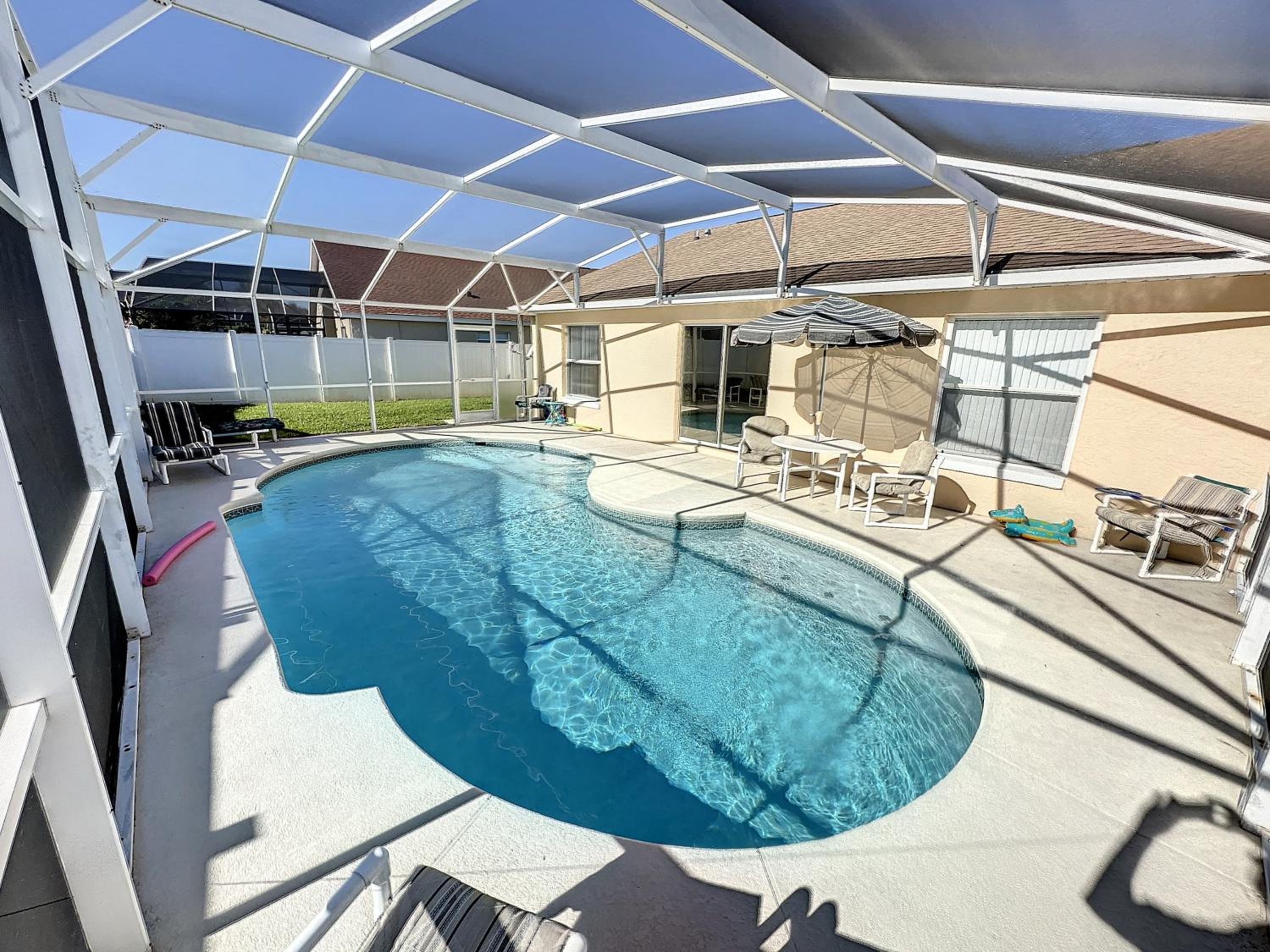 5 star on other sites See why Golf games pool hot tub 4m Disney sun deck Free Snacks