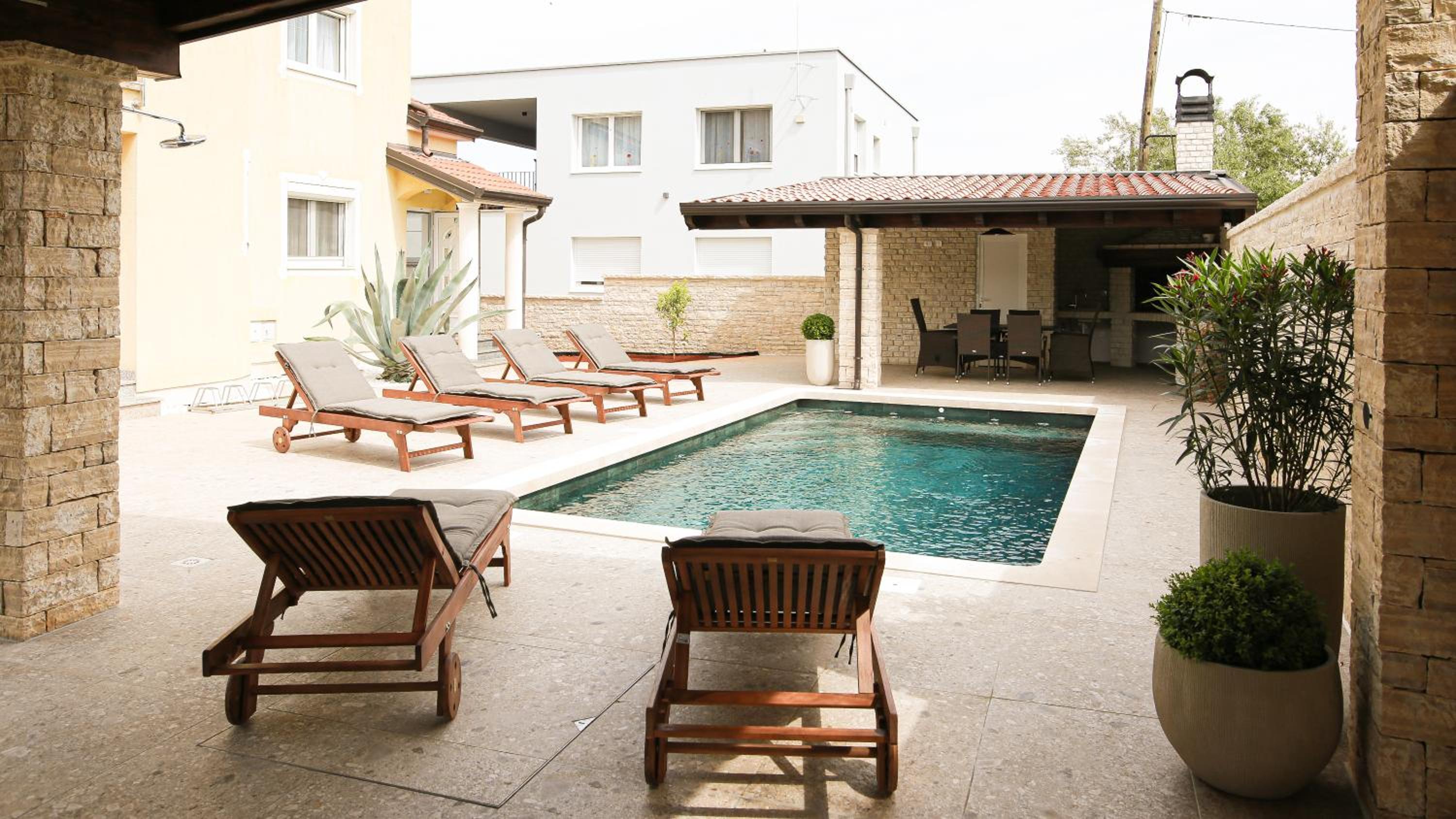 Tomic Apartments - Property Image 14