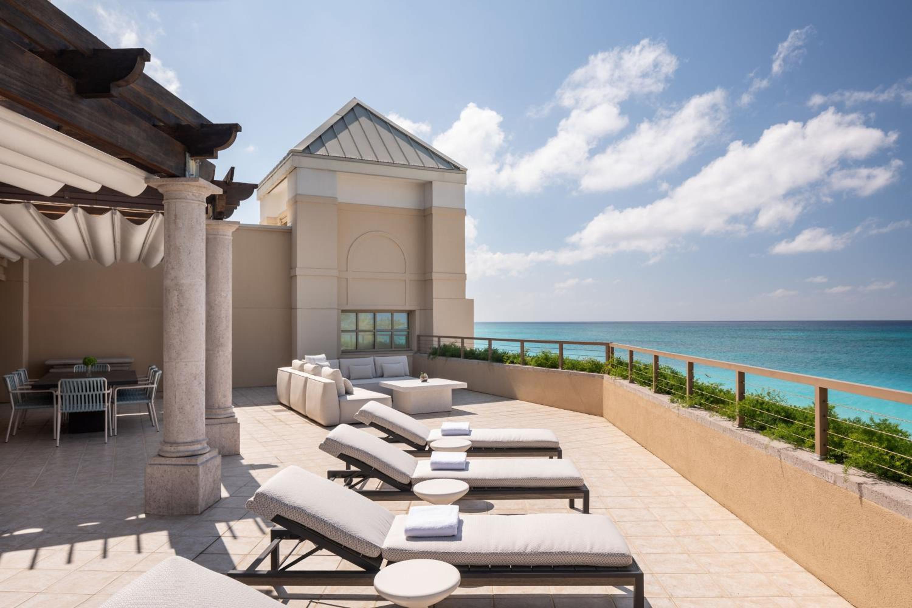 The Ritz-Carlton, Grand Cayman - Photo 29