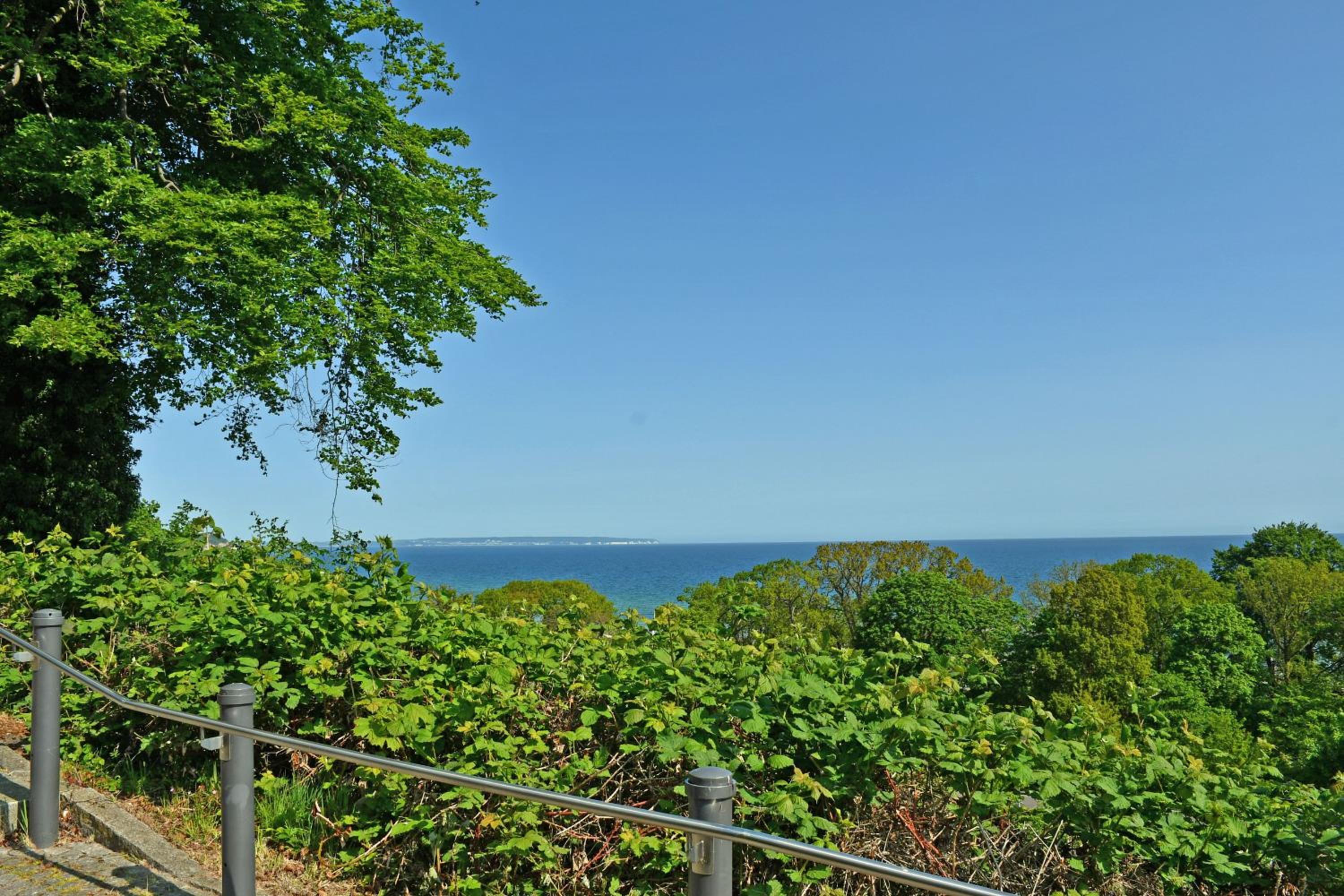 Ferienwohnung mit Balkon 500 m bis zum Strand VH