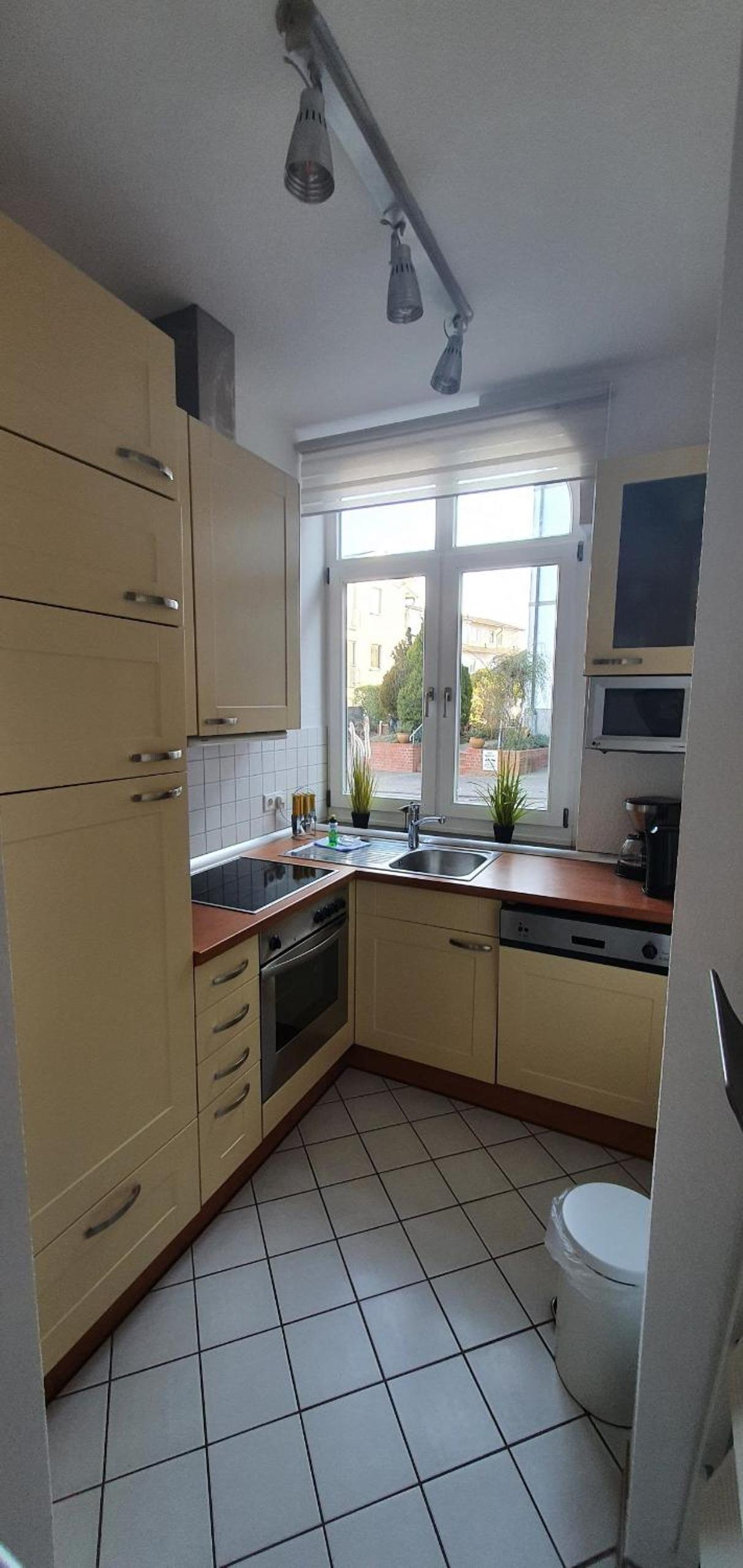 Ferienwohnung mit Balkon 500 m bis zum Strand VH