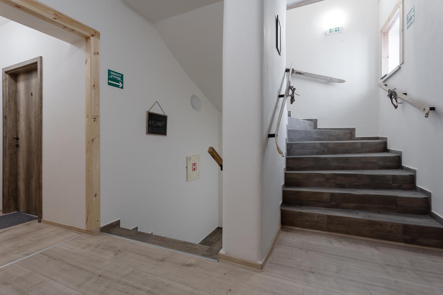 V&D 2 Apartment by Mountain ways