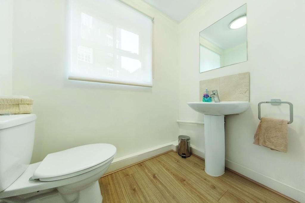 3 Bedroom Apartment in Westminster