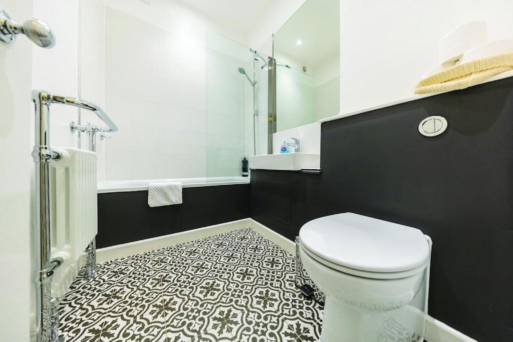 3 Bedroom Apartment in Westminster