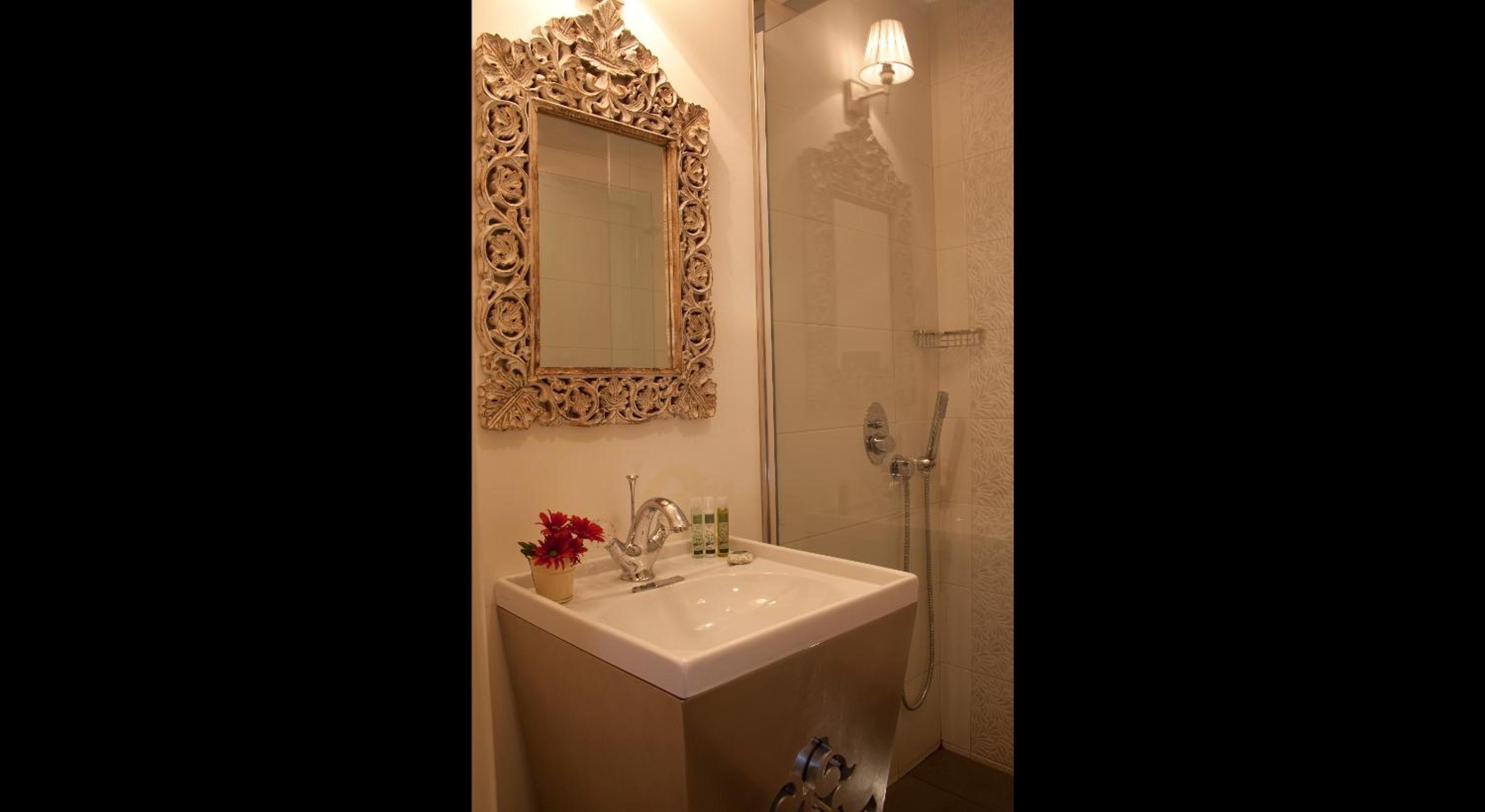 Hypnos Design Hotel - Image 11