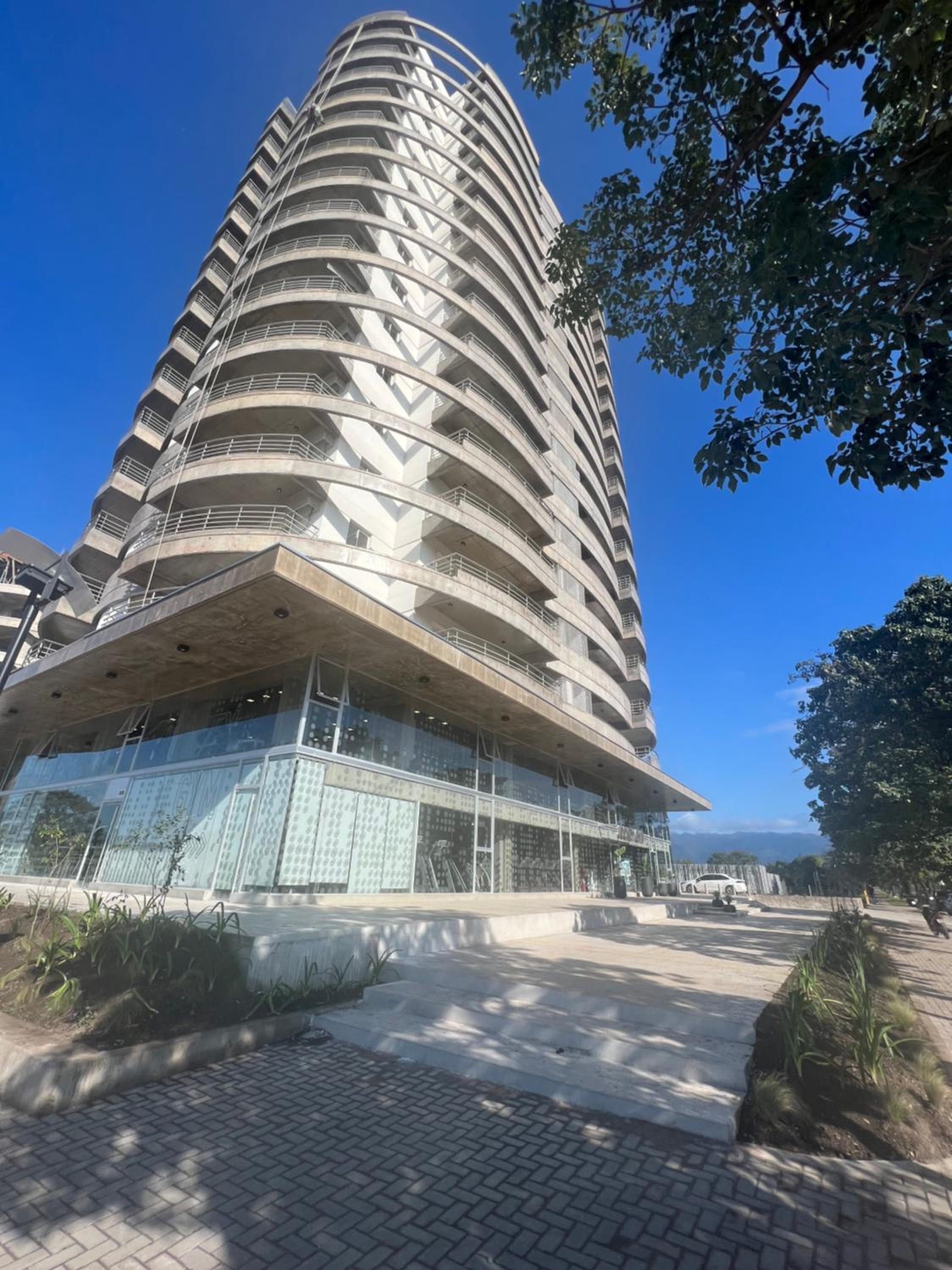 Apart torre jacaranda 1