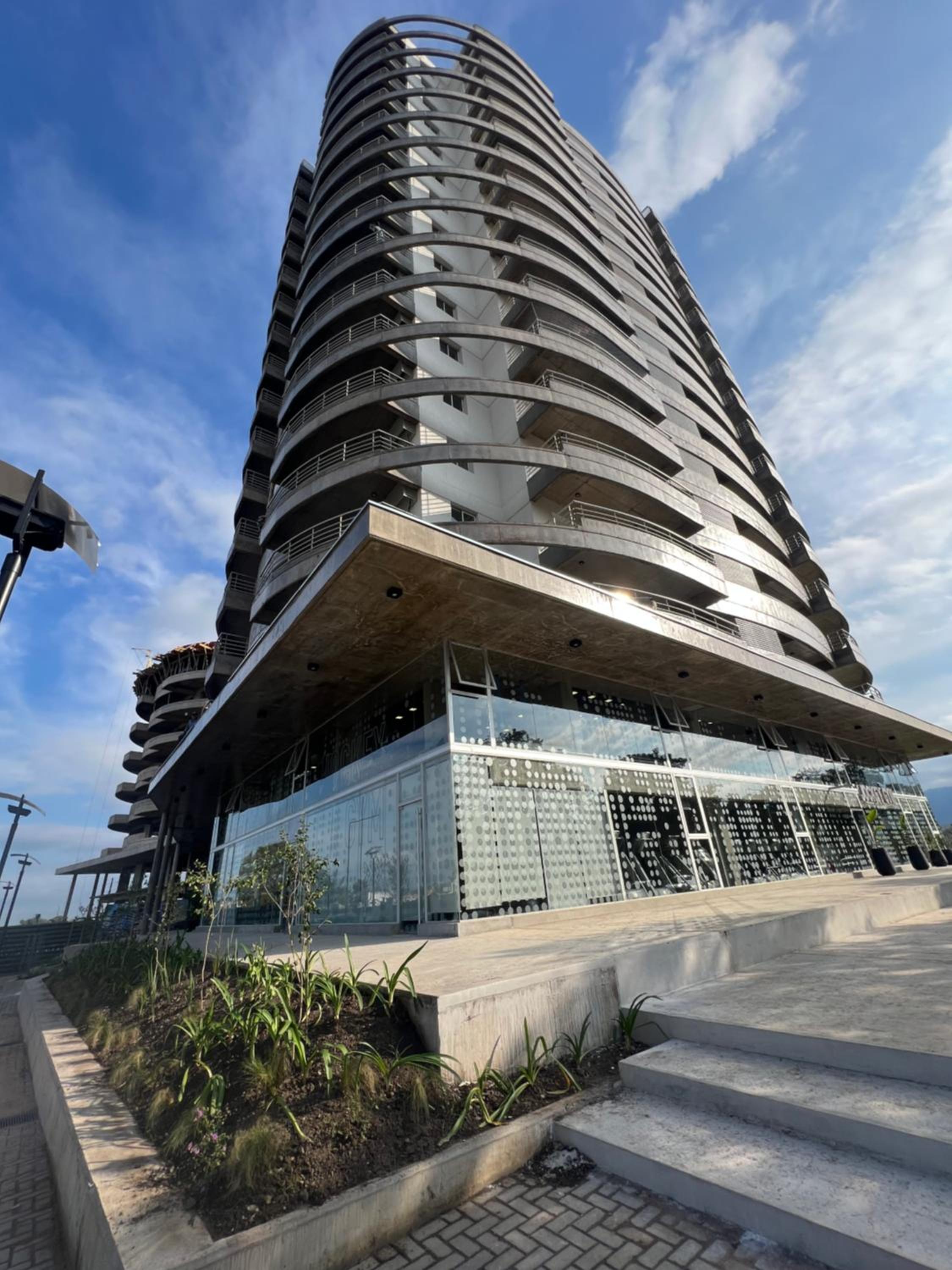 Apart torre jacaranda 1
