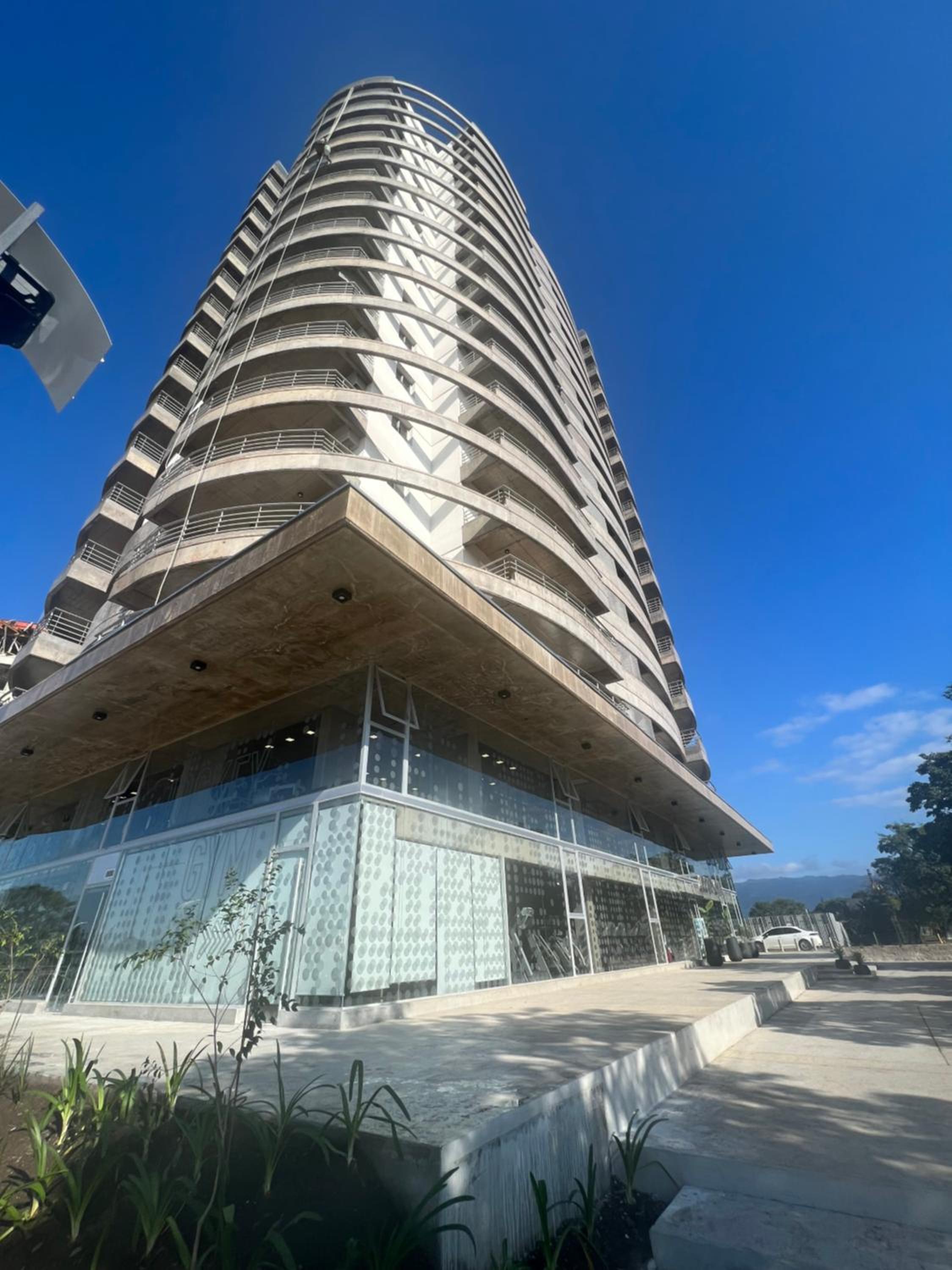 Apart torre jacaranda 1