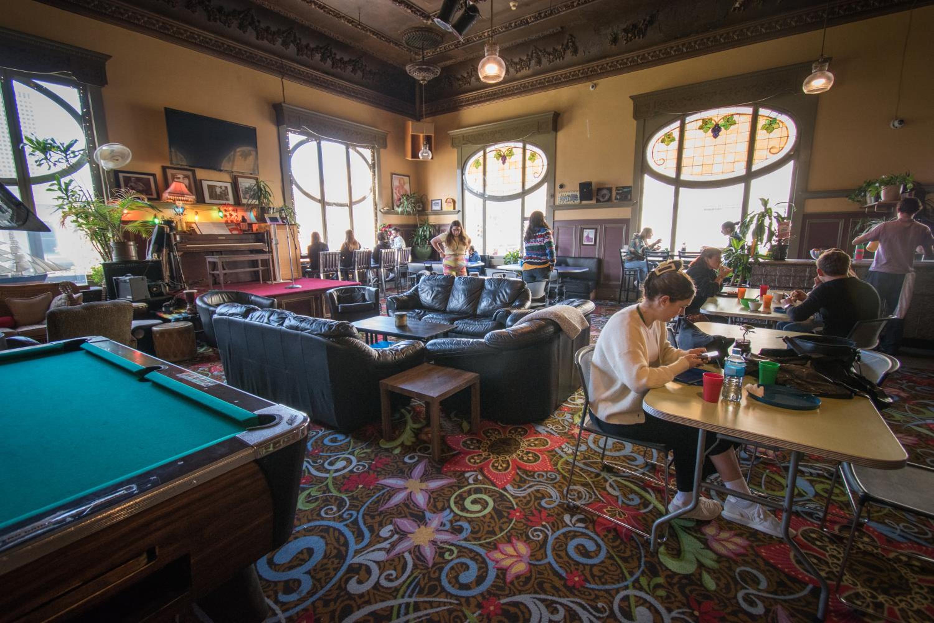 lounge