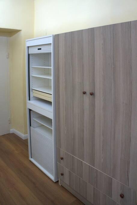 Alle's M Shyri studio apartment