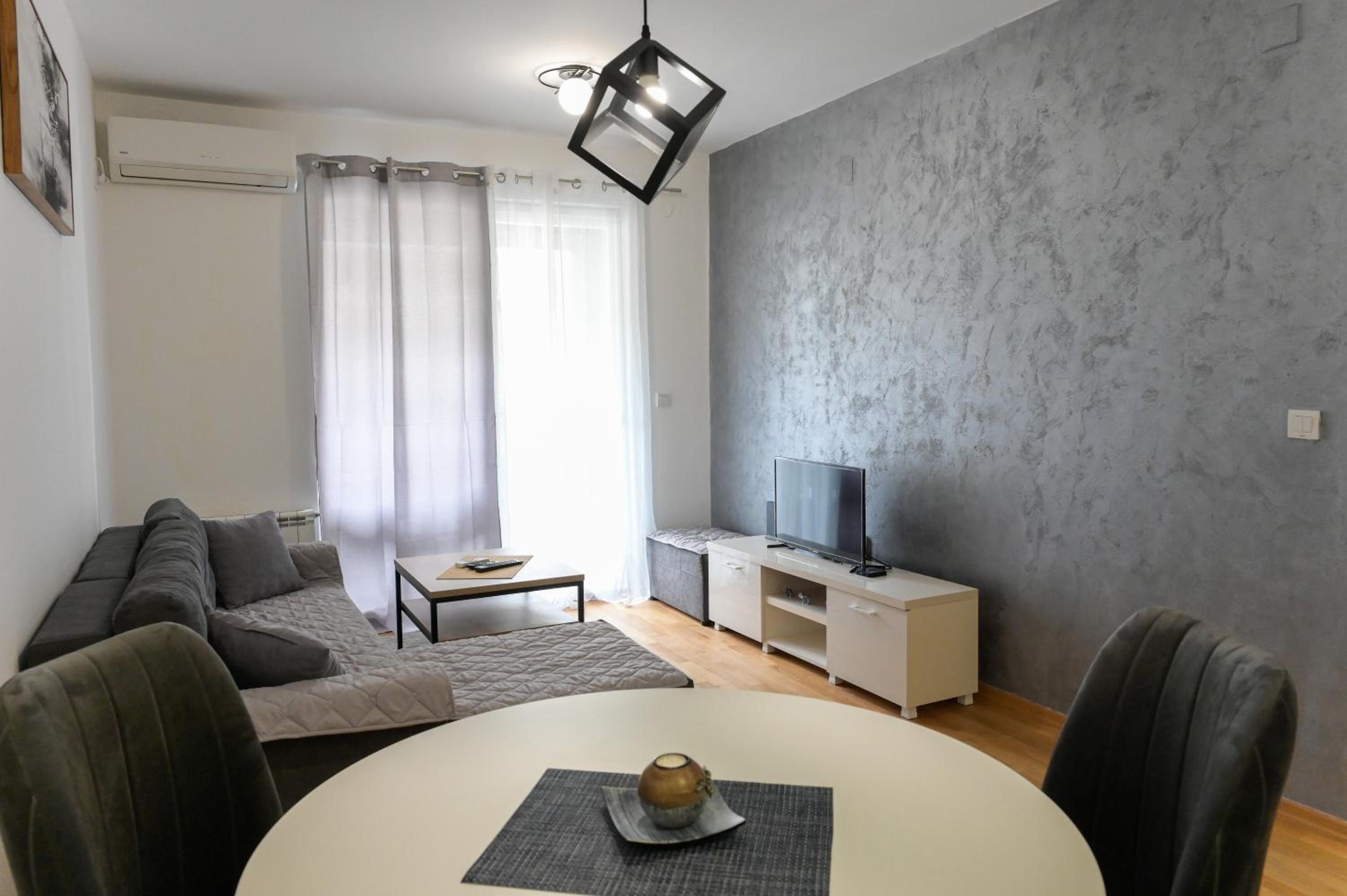 Porta Apartment