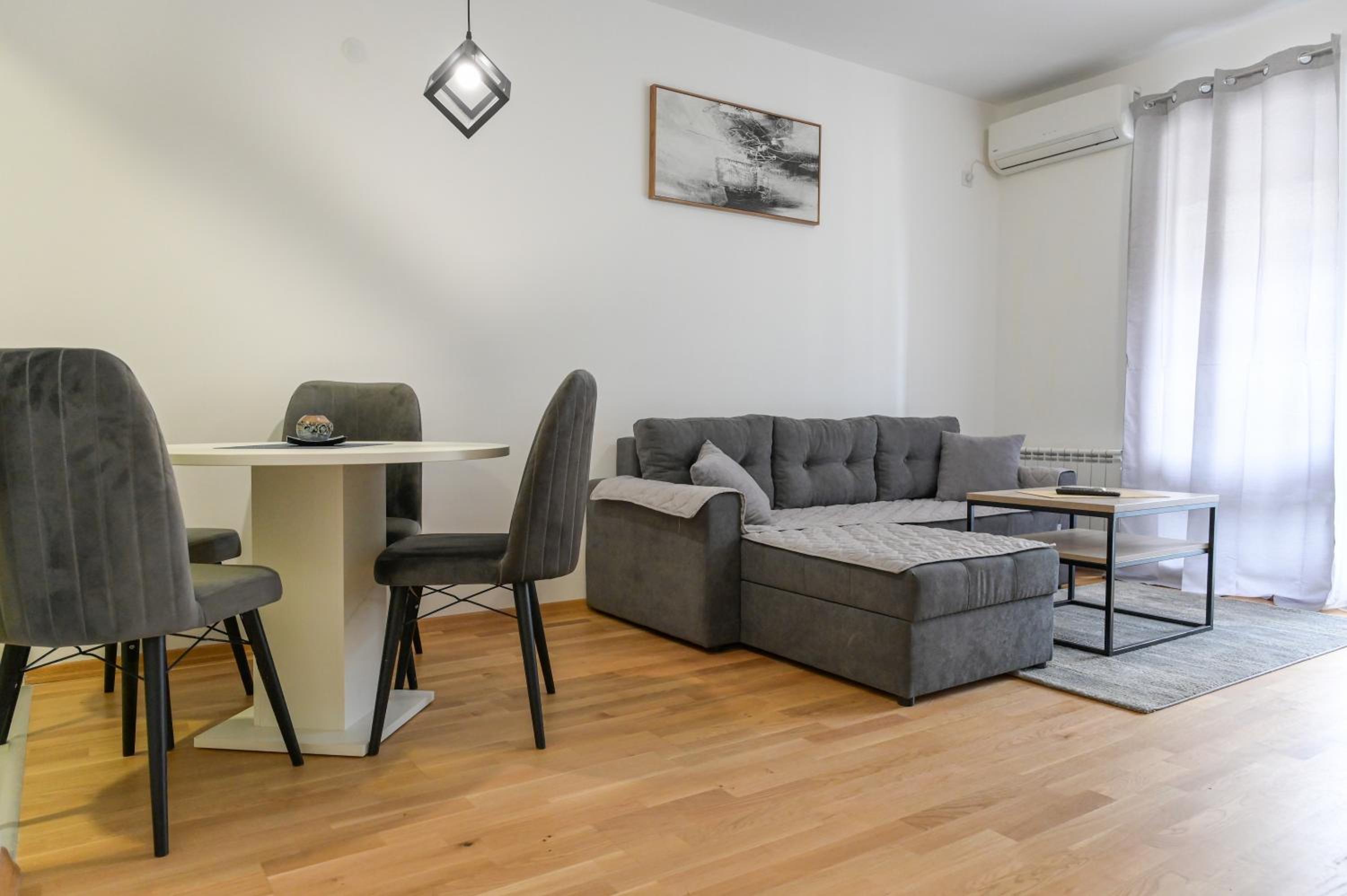 Porta Apartment