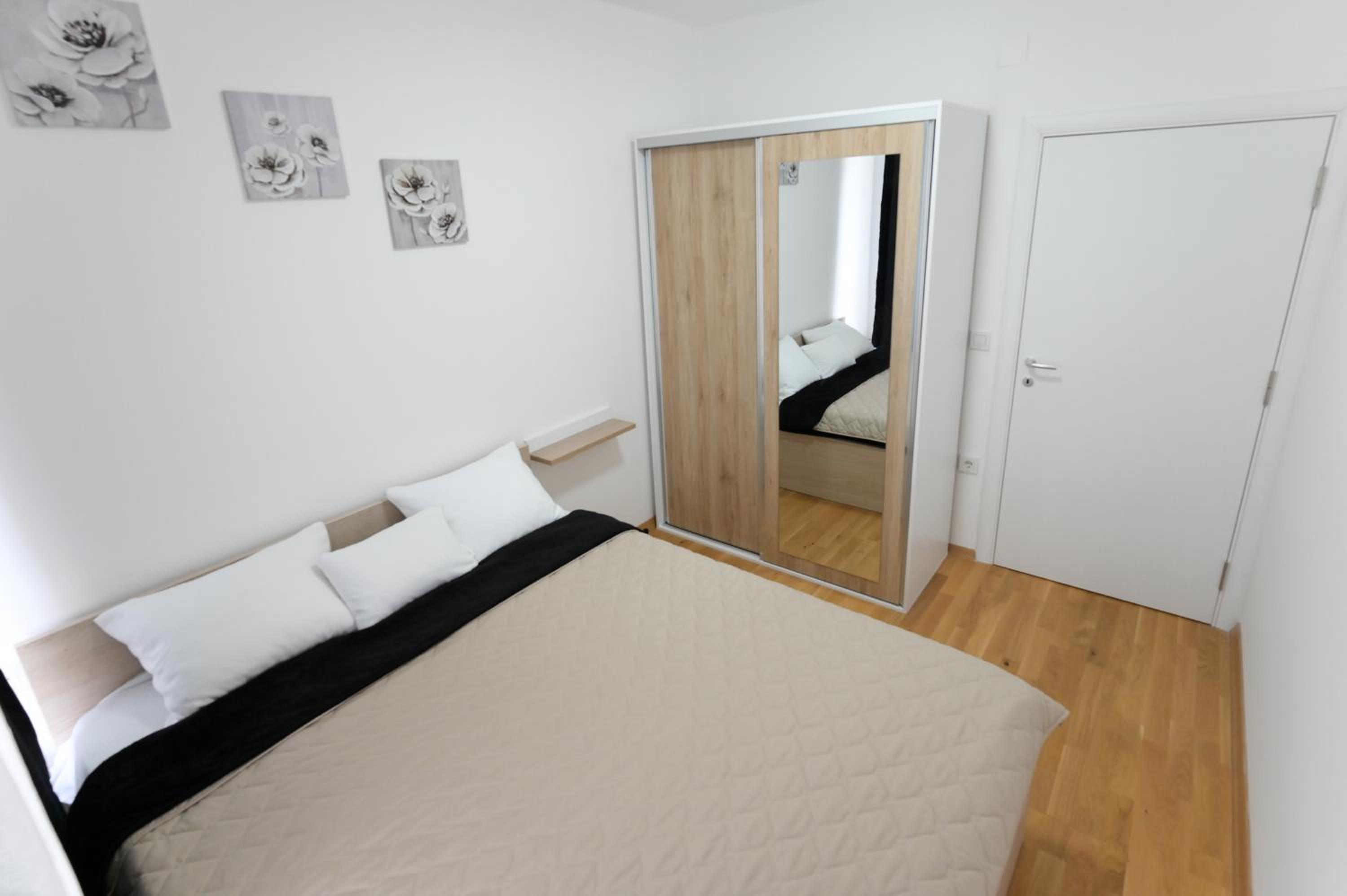 Porta Apartment