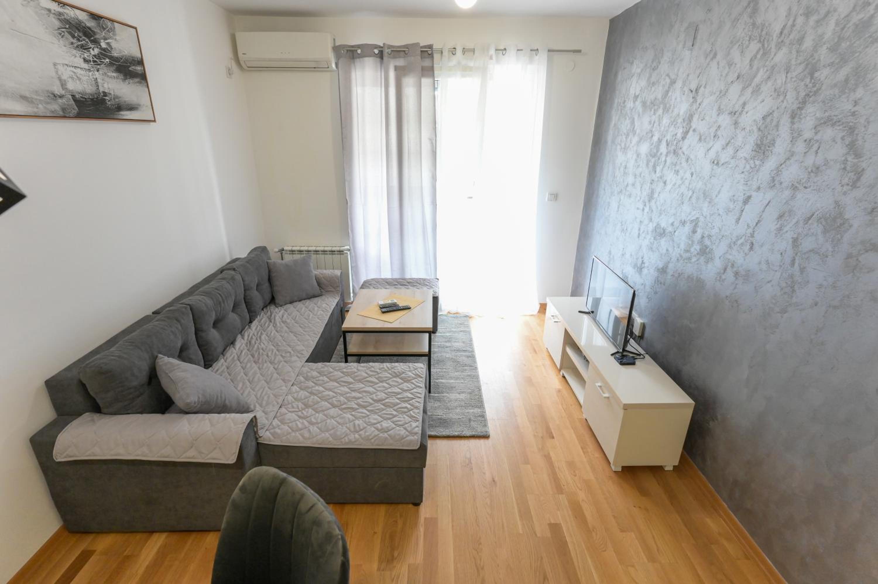 Porta Apartment