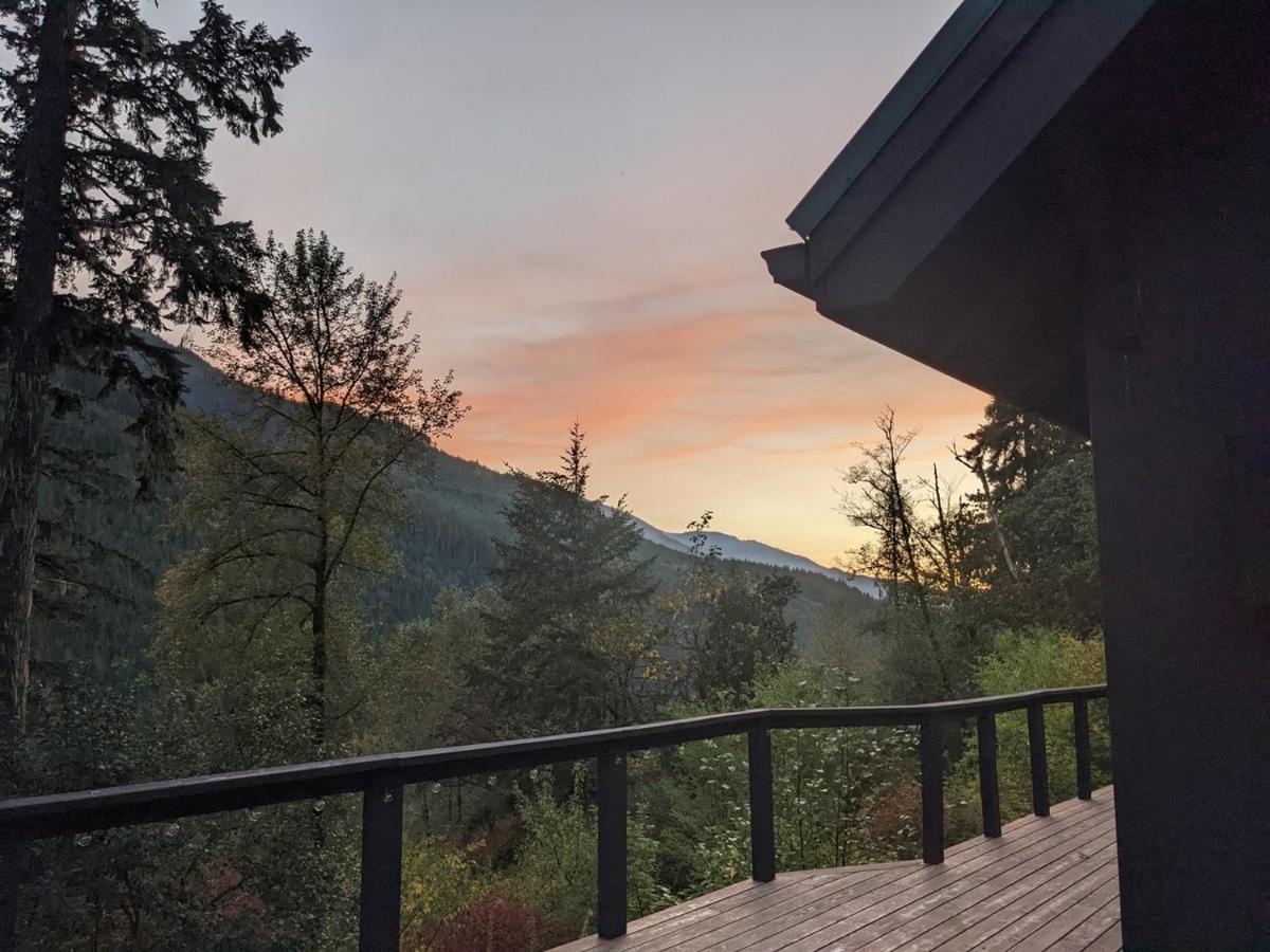 Tranquility View - Off Grid Scandinavian Luxury view 5