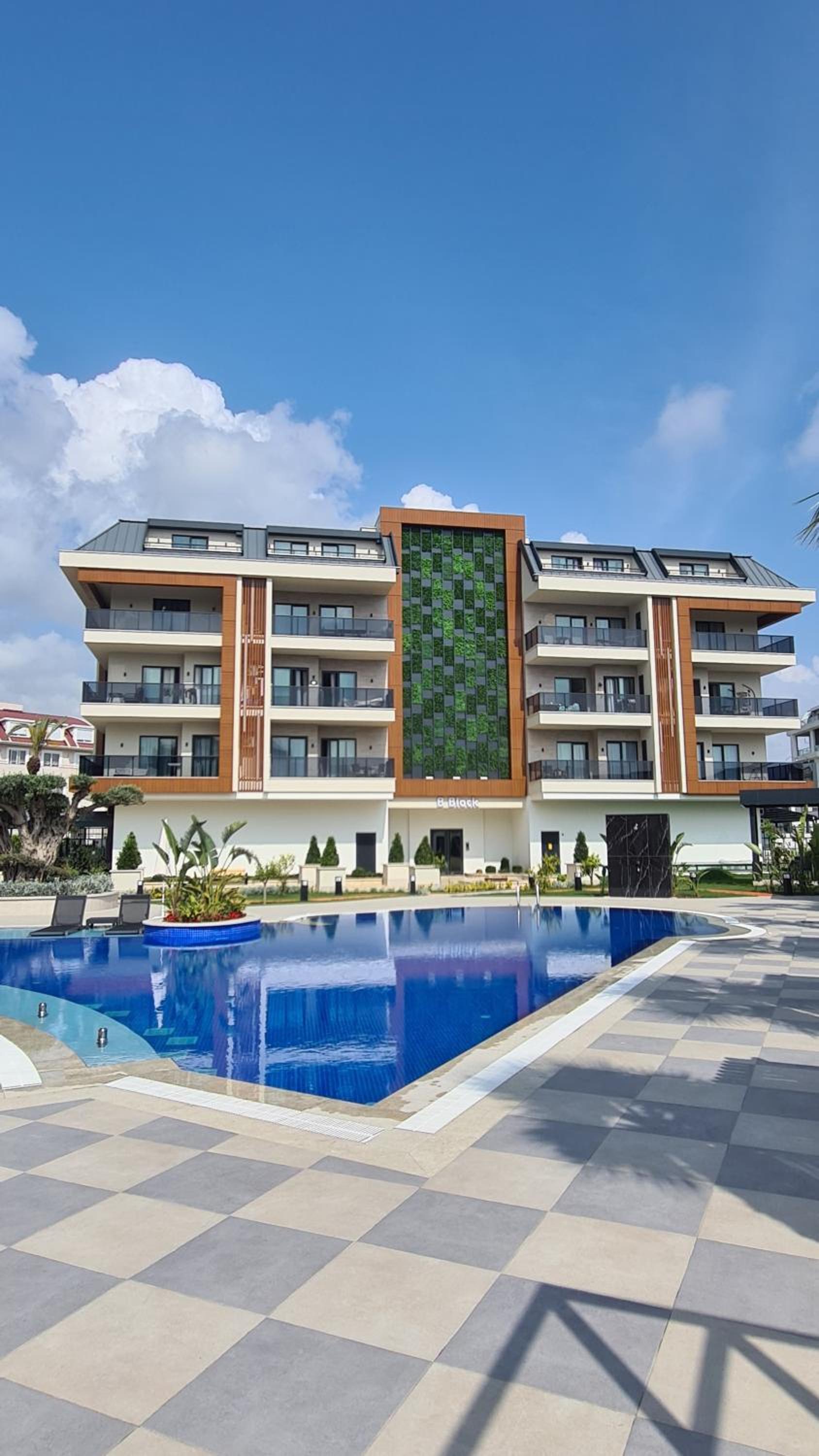 Family Apartment with pool Eden Valley view 4