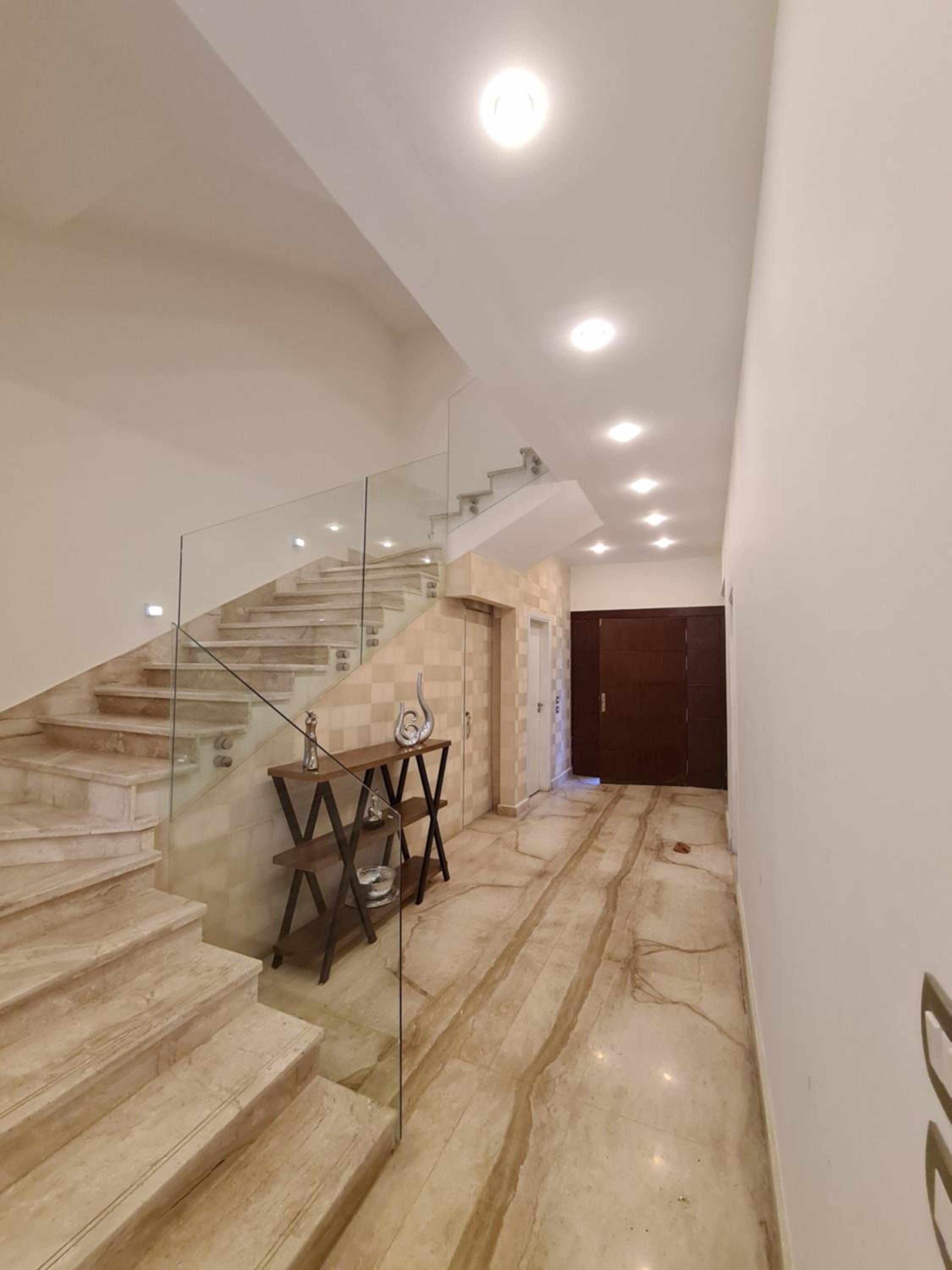Luxurious & Charming Villa