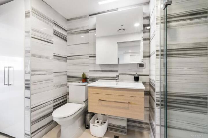 Spacious one bedroom apartment in Newmarket photo 3