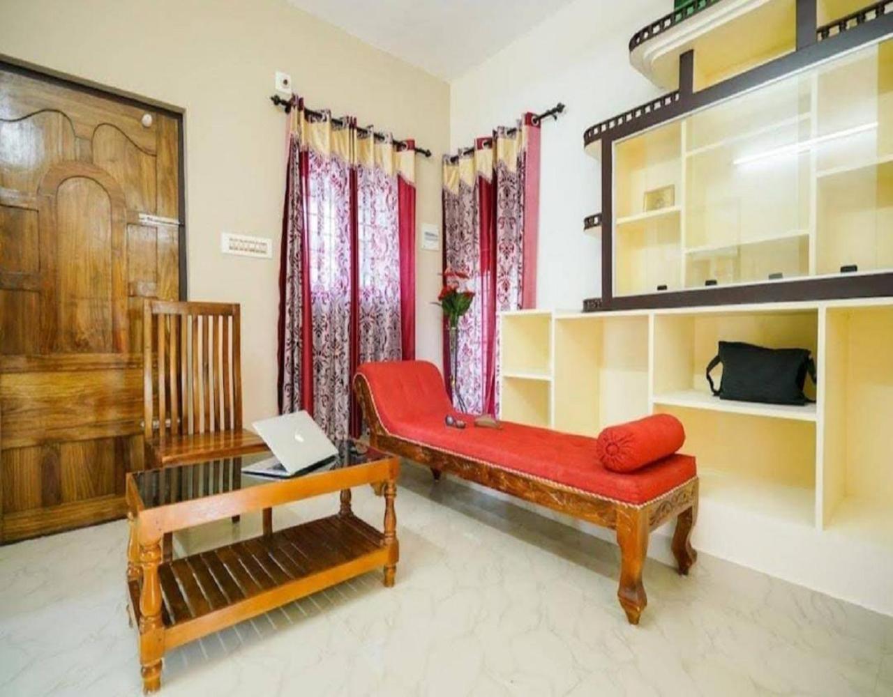 Sholai Homes by StayApart view 5
