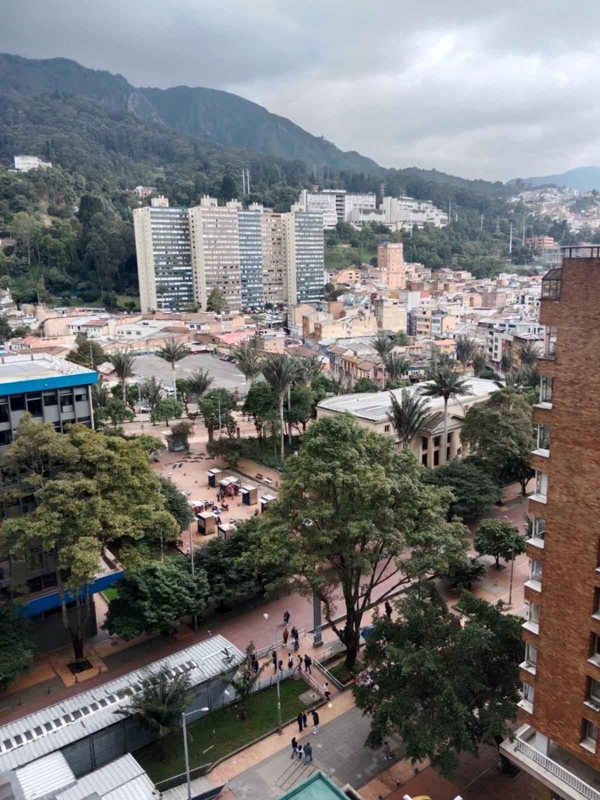 Loft en centro Bogotá, vista a Monserrate, Estudio y wifi