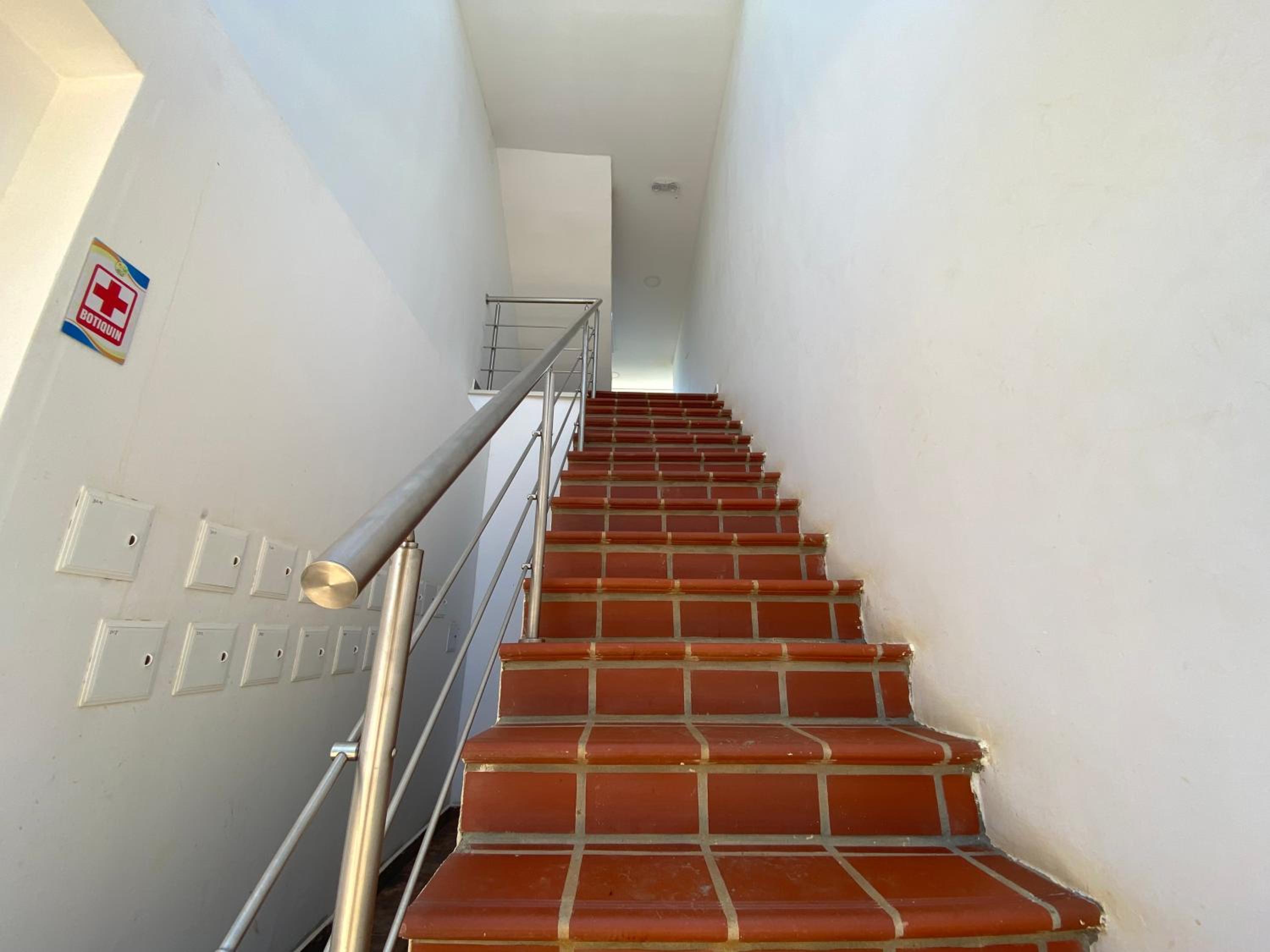 Apartamento en condominio con vista al mar
