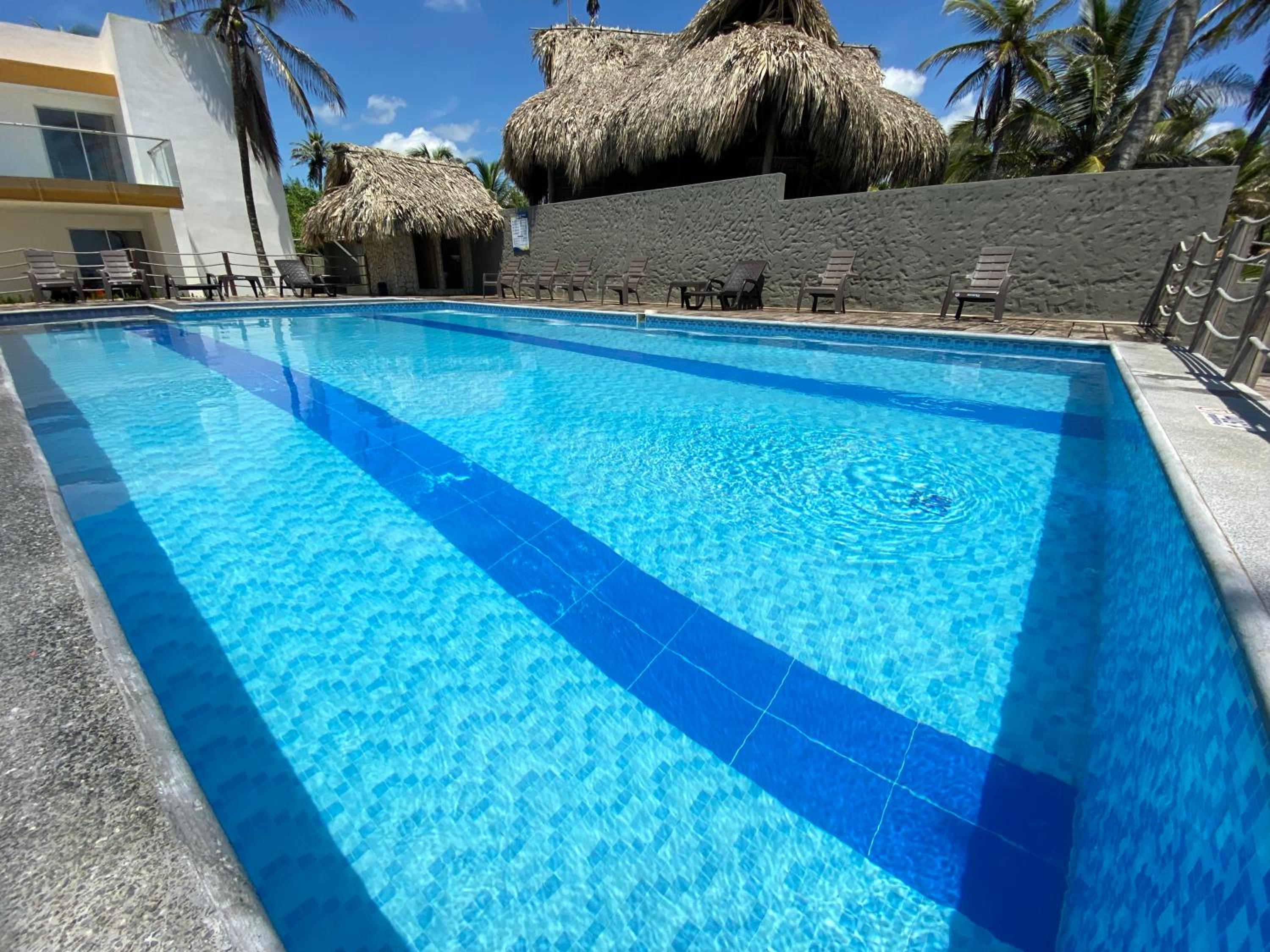 Apartamento en condominio con vista al mar