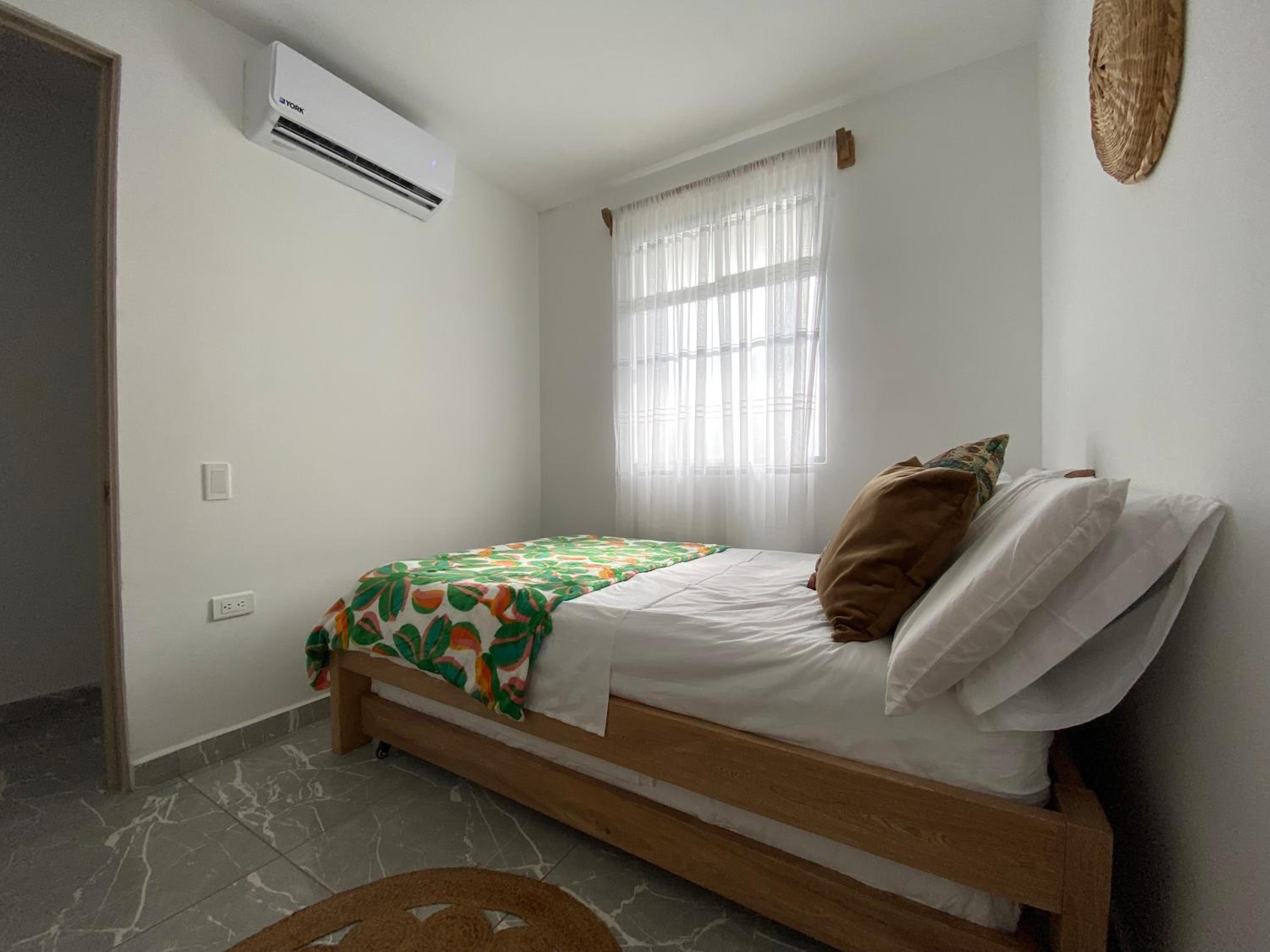 Apartamento en condominio con vista al mar