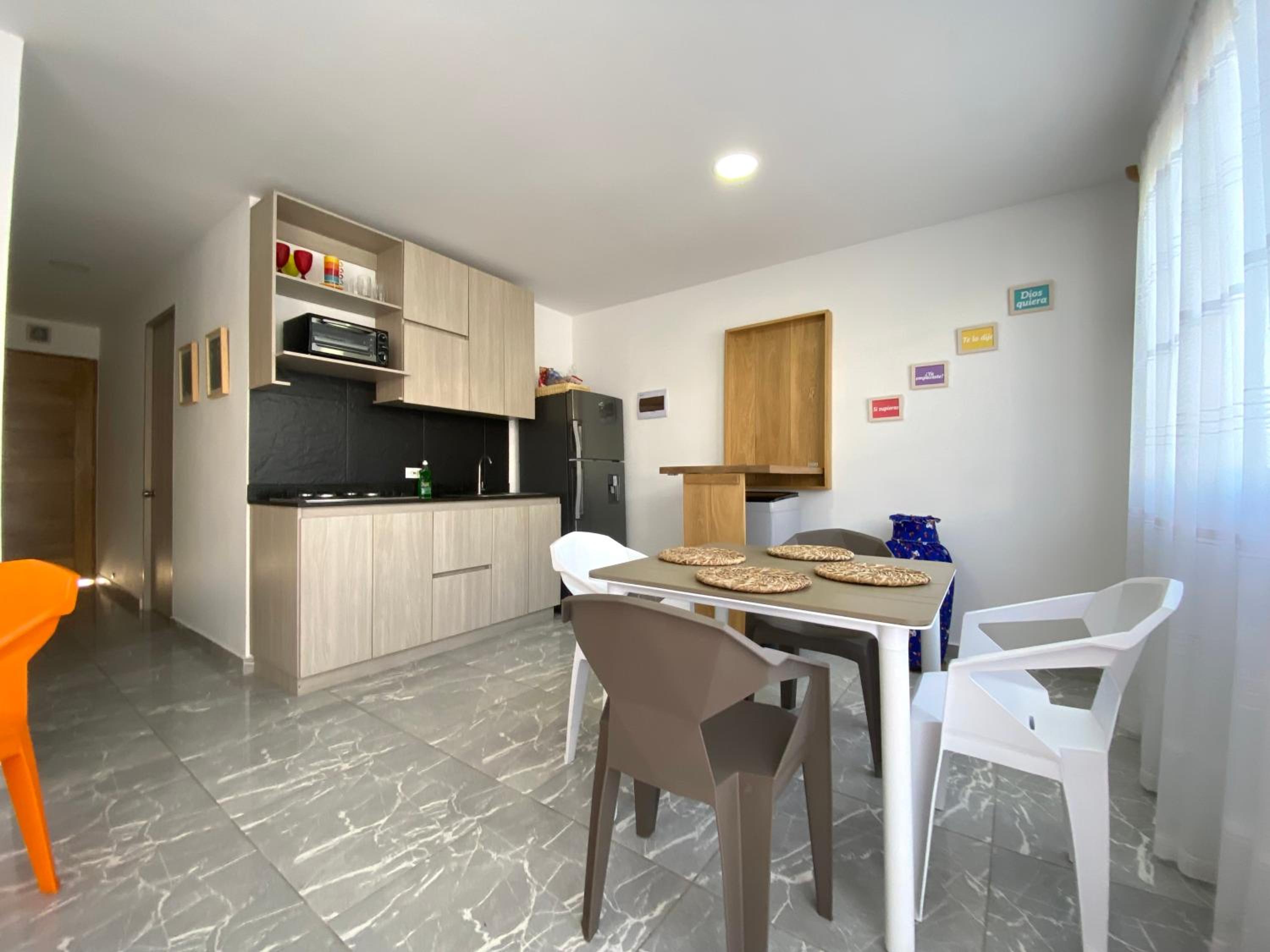 Apartamento en condominio con vista al mar