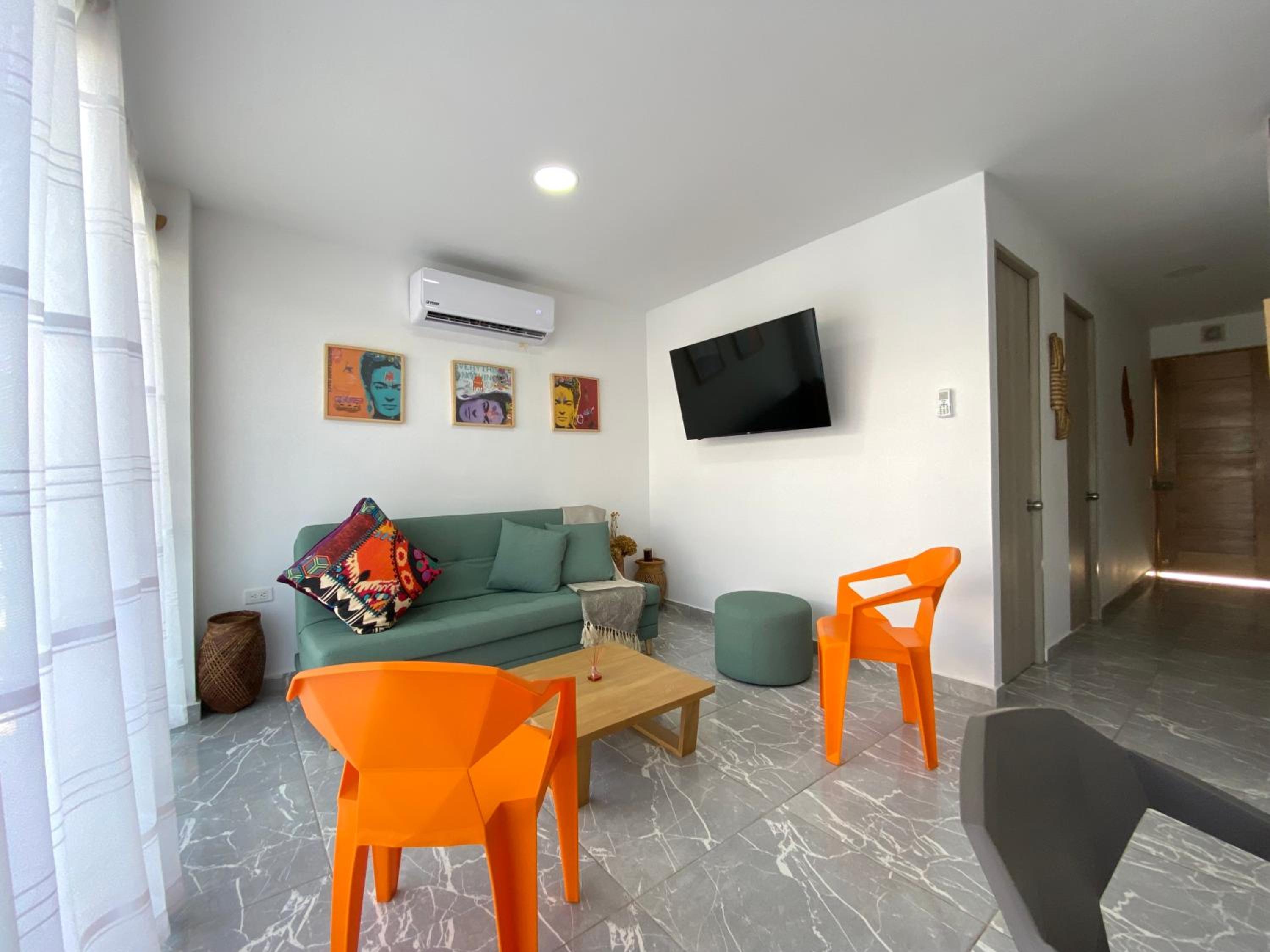 Apartamento en condominio con vista al mar