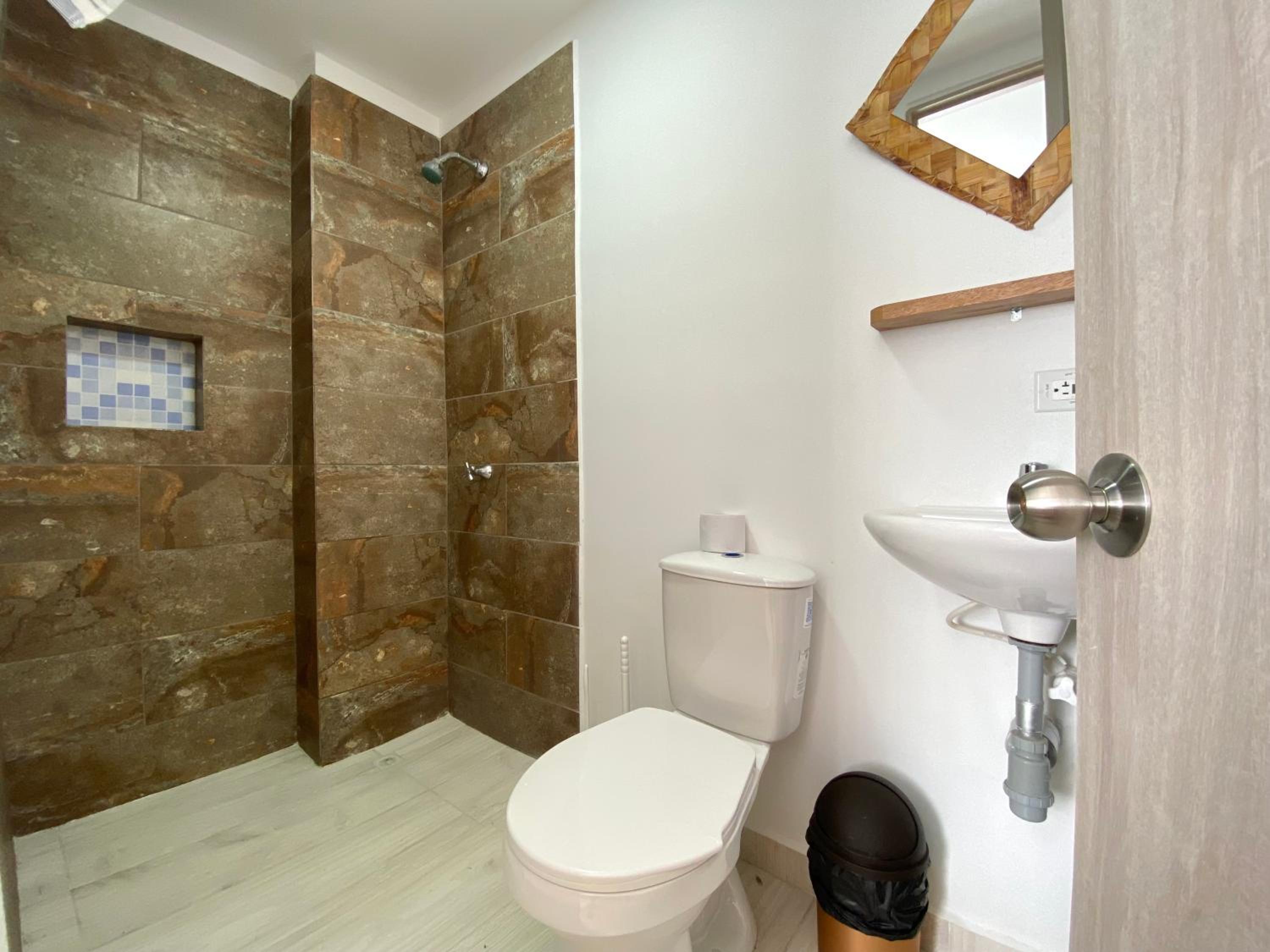 Apartamento en condominio con vista al mar