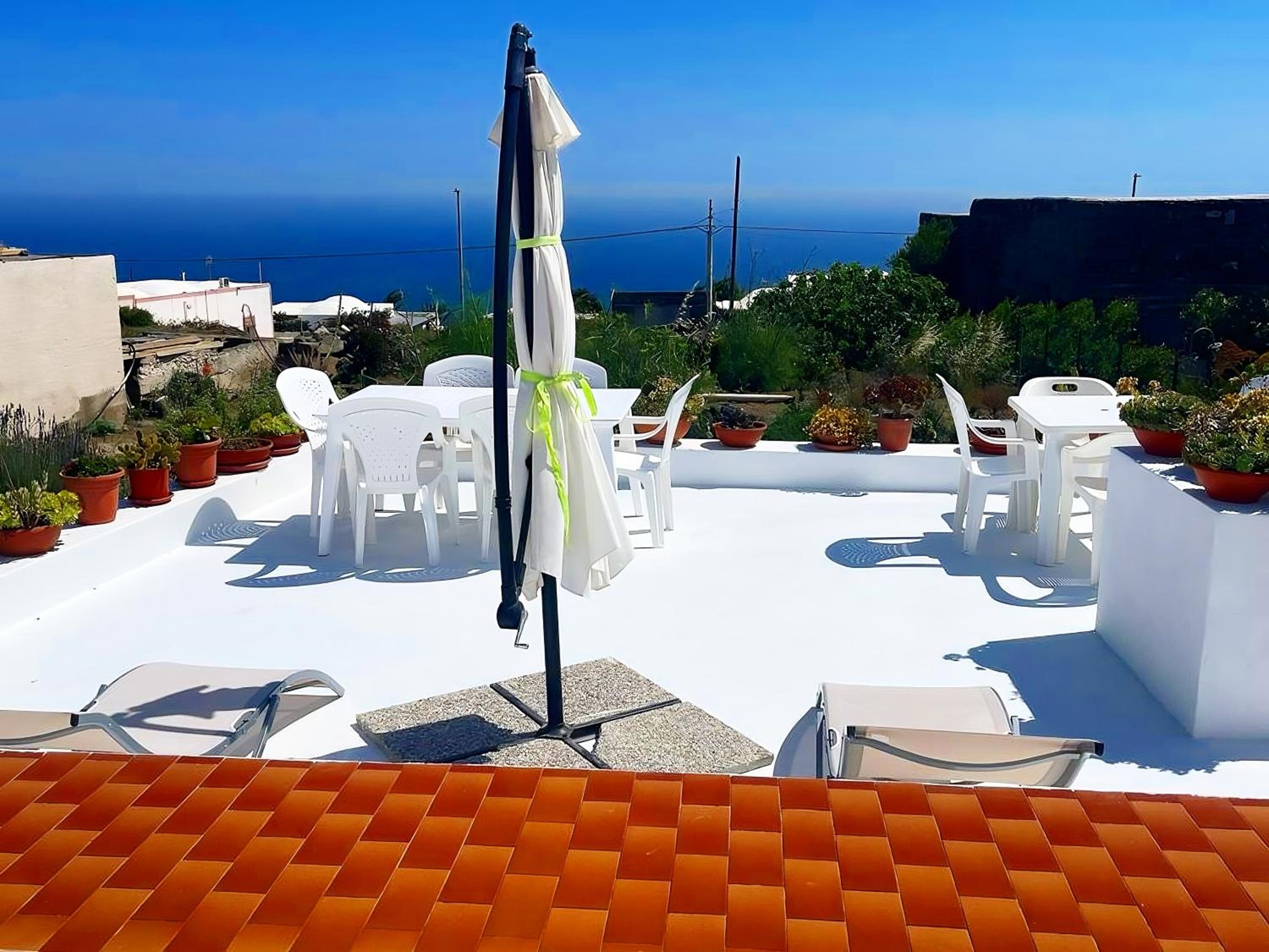 Dammuso Pantelleria - Fiori D'Ossidiana
