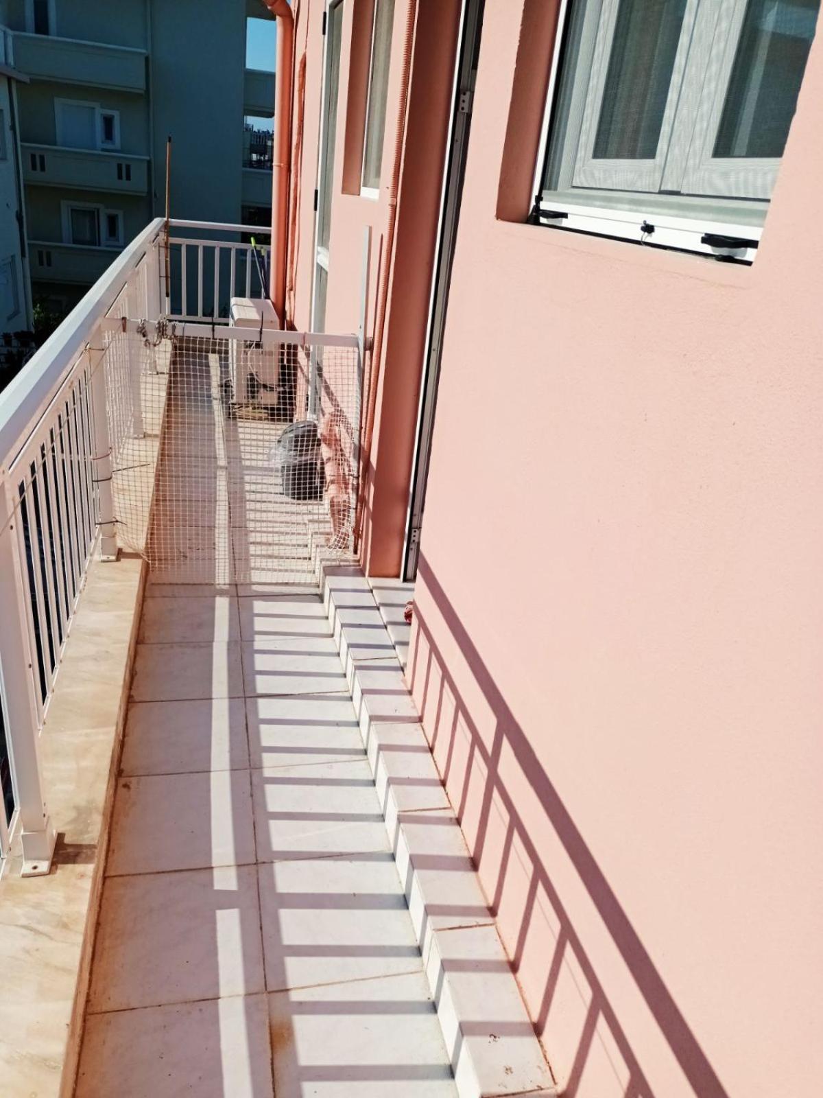 IRINIS HOUSES